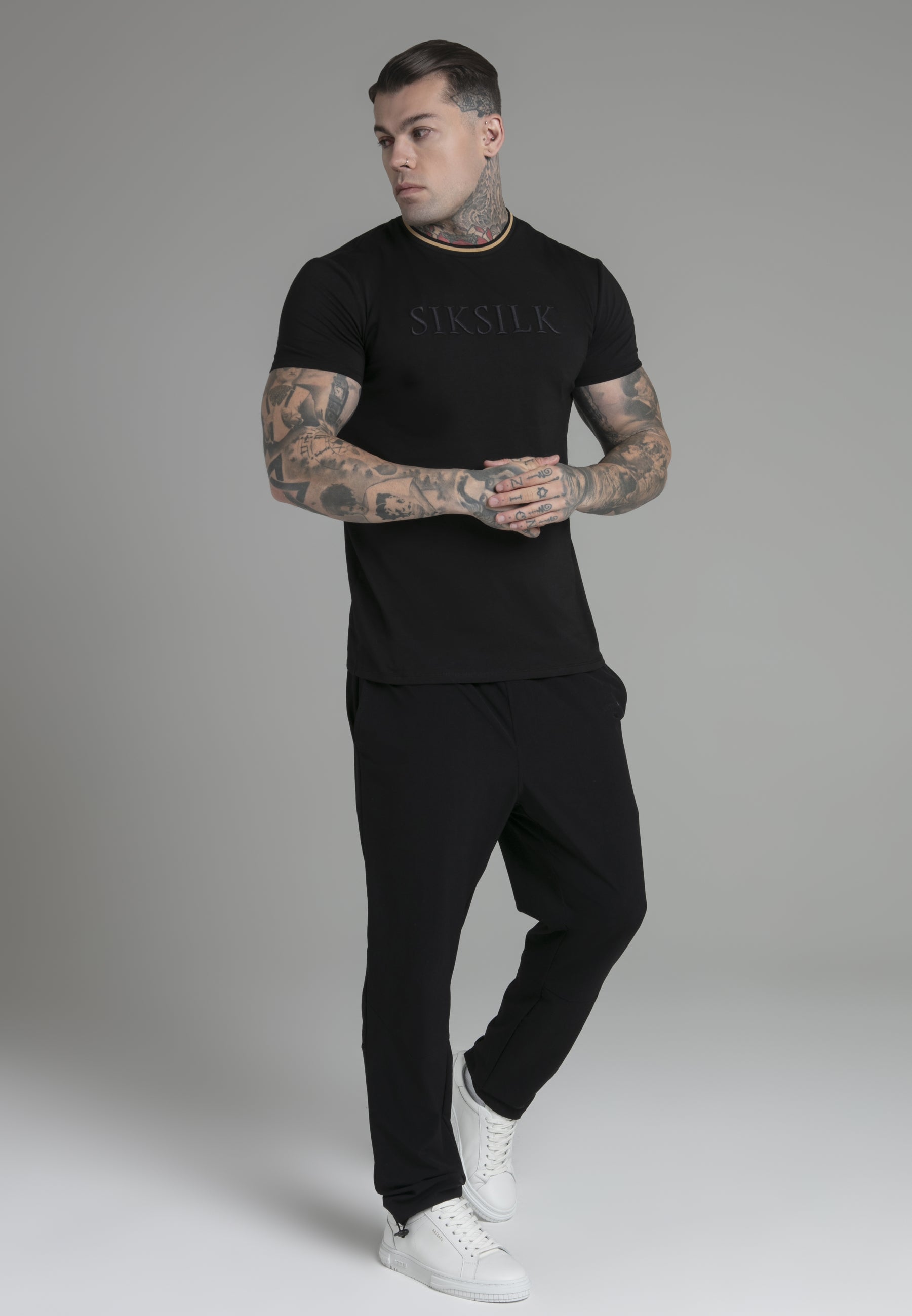 Maglietta con logo in nero Magliette SikSilk   