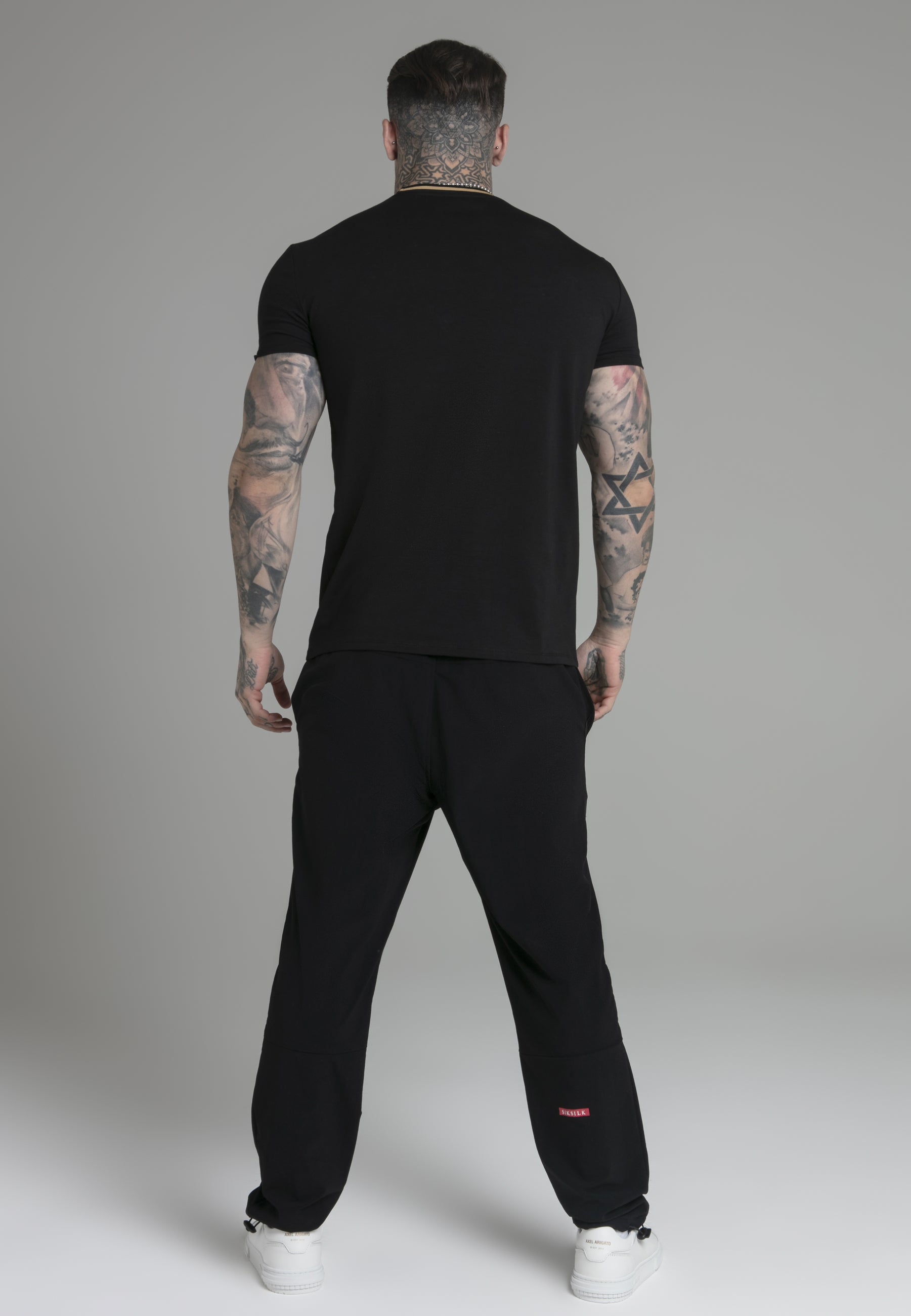 Maglietta con logo in nero Magliette SikSilk   