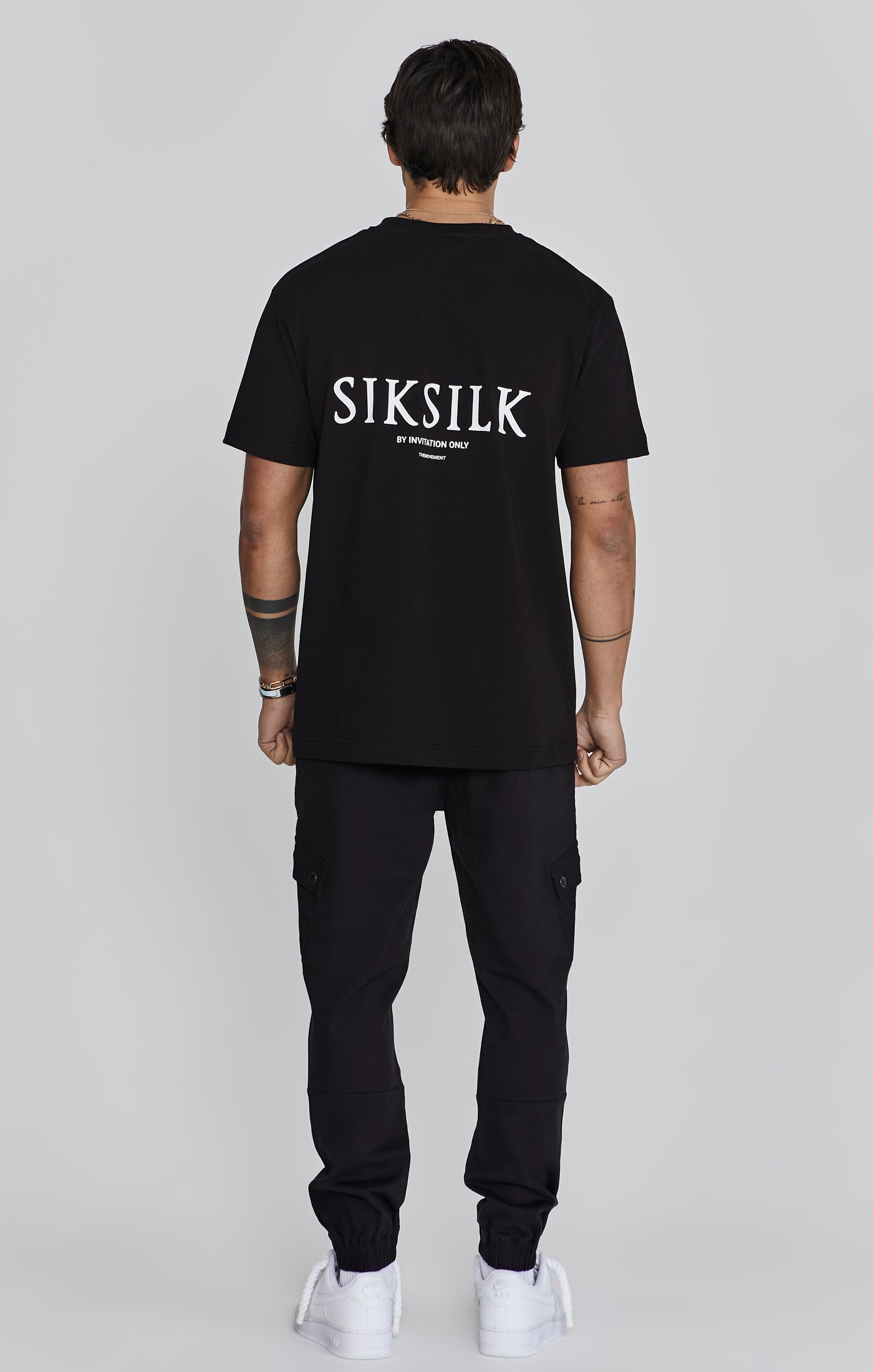 Pantaloni Cargo in nero Pantaloni SikSilk   