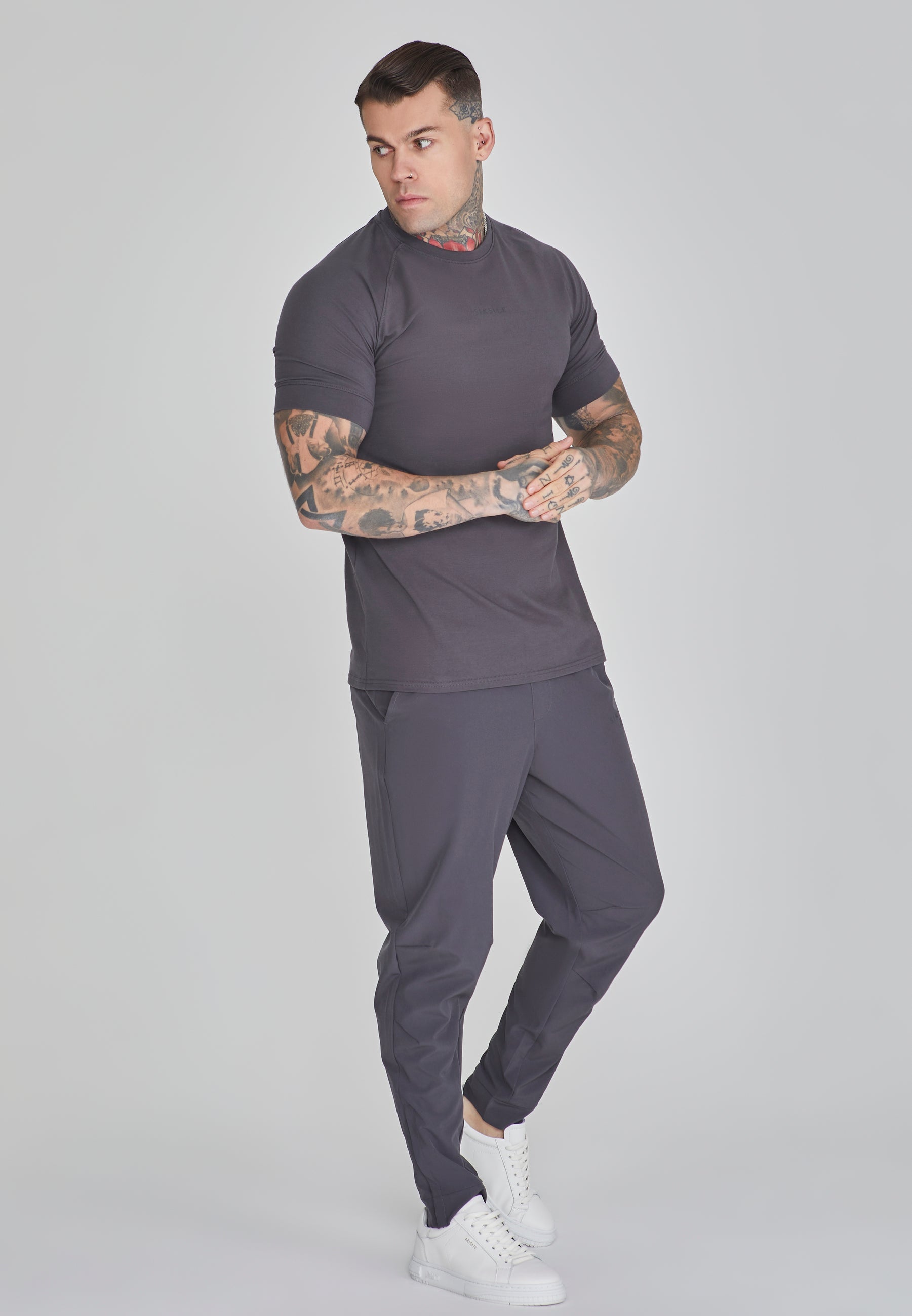 Maglietta Smart in grigio scuro Magliette SikSilk   