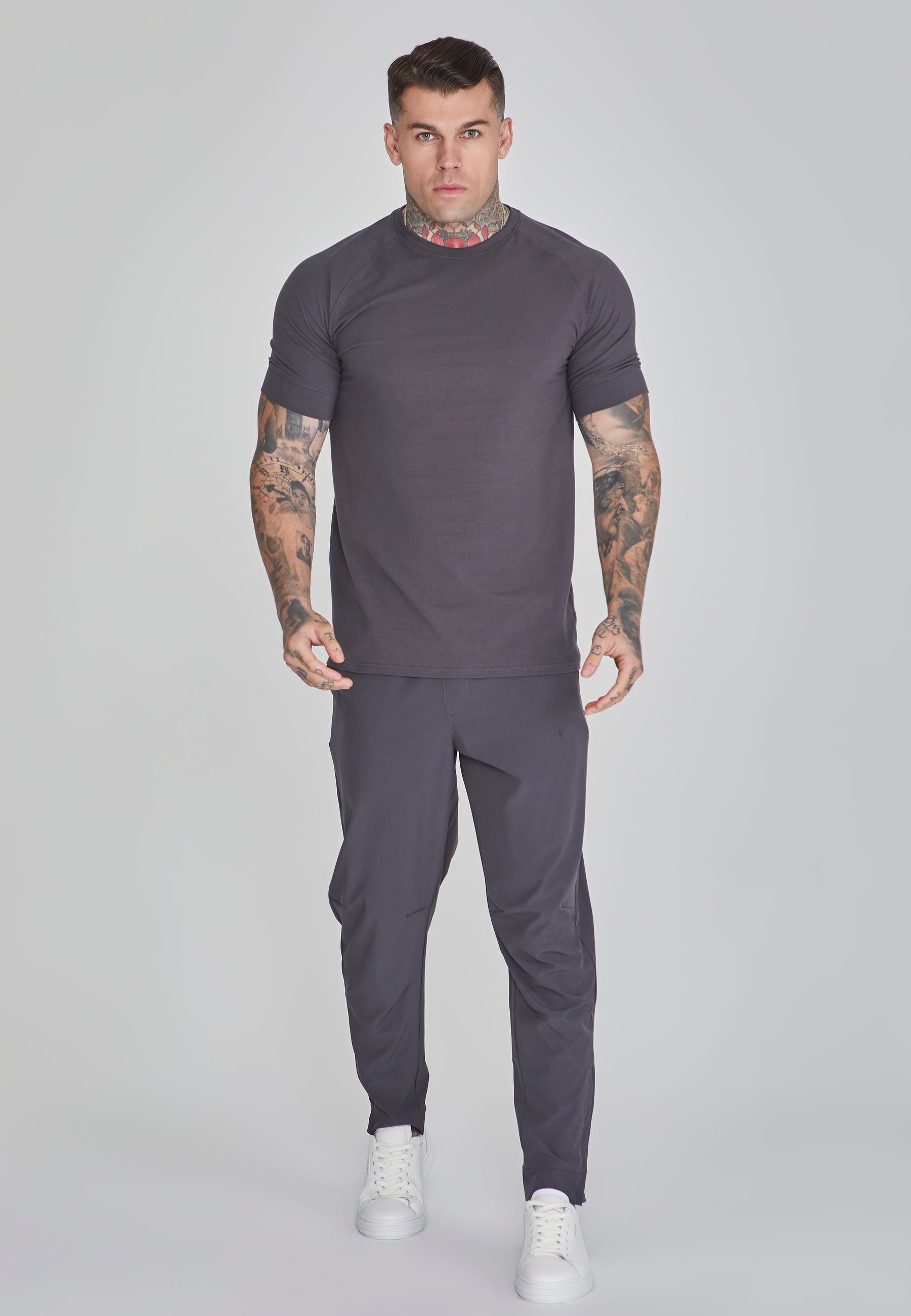 Maglietta Smart in grigio scuro Magliette SikSilk   