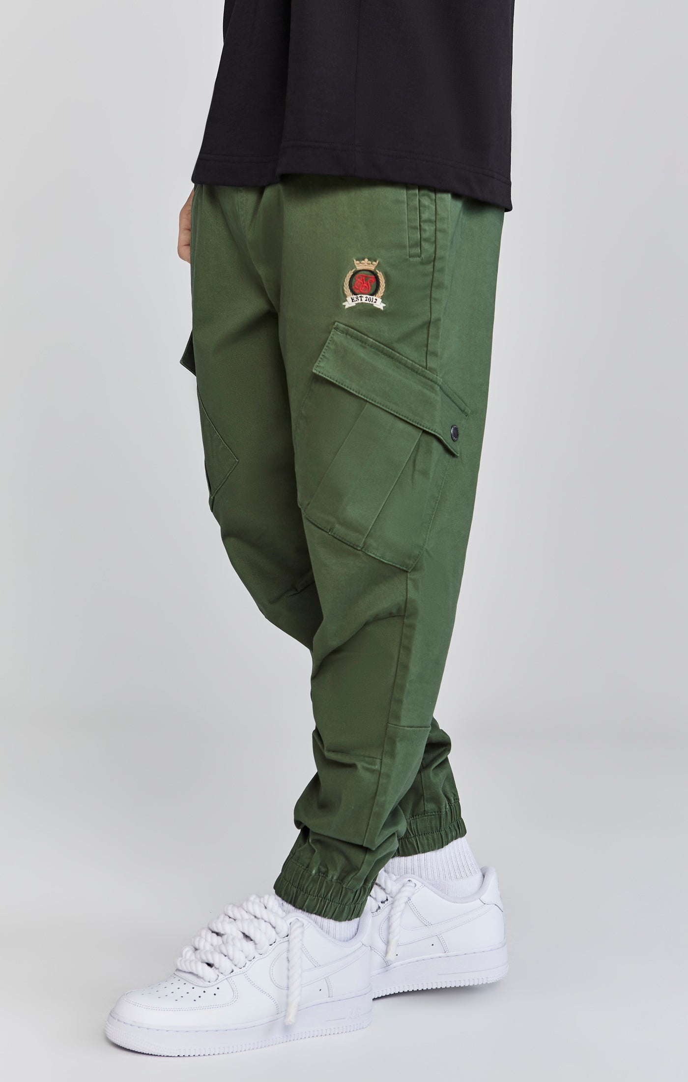 Pantaloni Cargo in verde Pantaloni Khaki SikSilk   