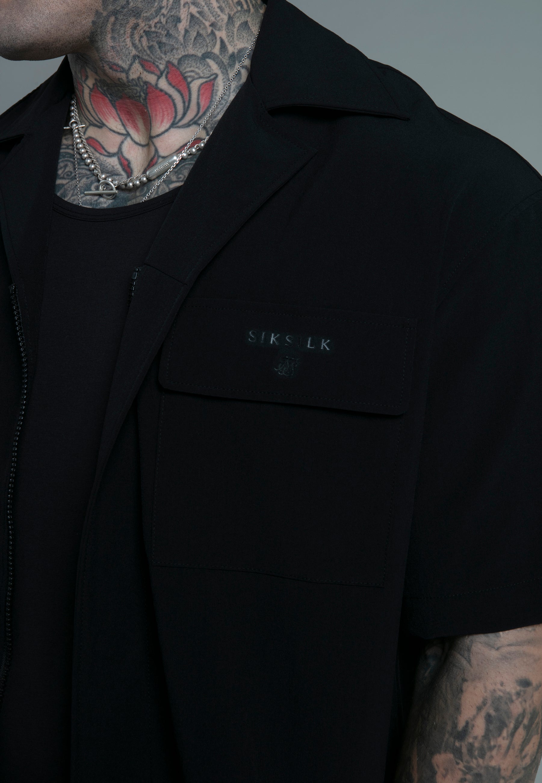 Camicia Utility in nero Magliette SikSilk   