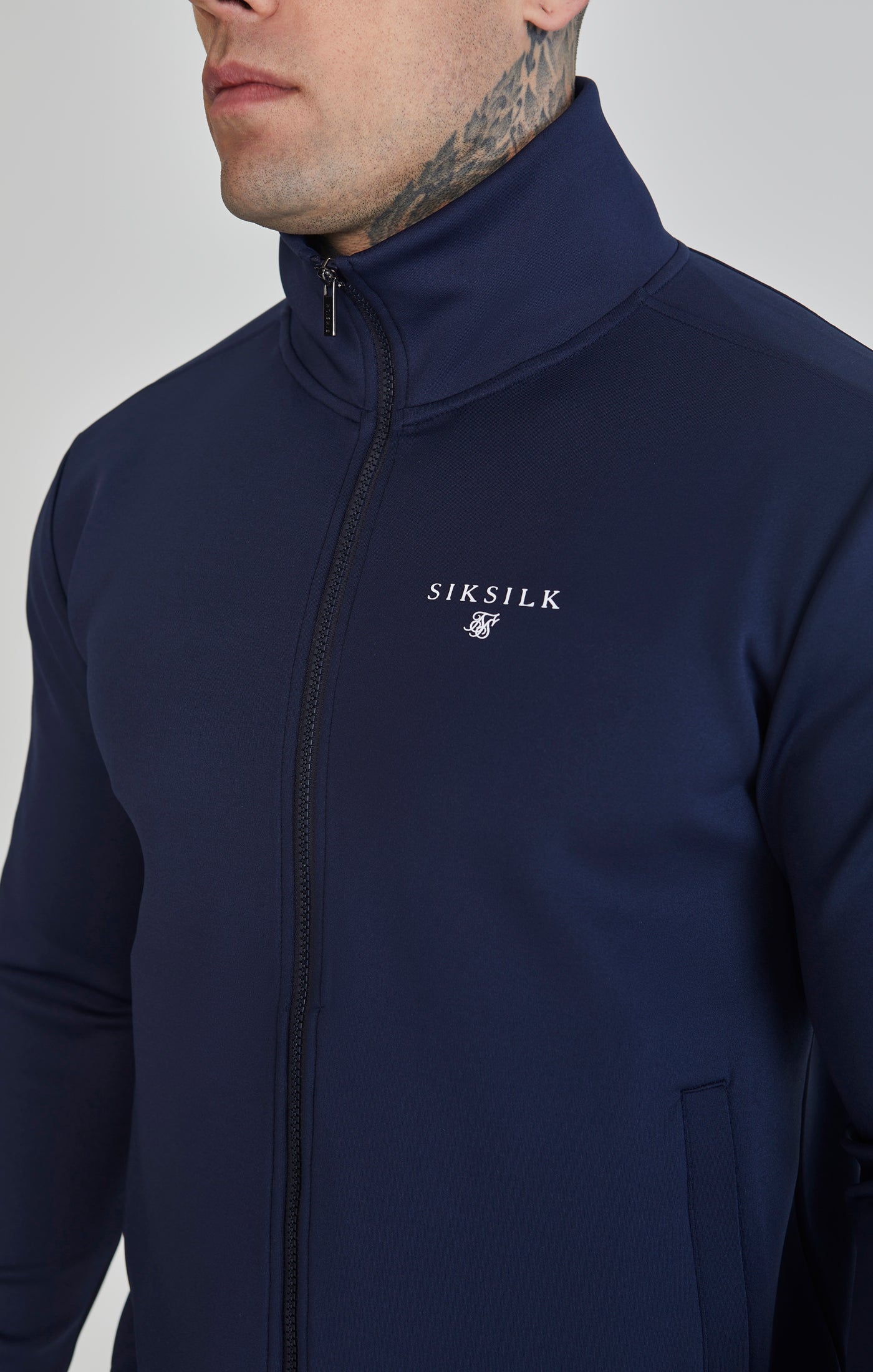 Essentials Poly Track Top in Navy Giacche da ginnastica SikSilk   