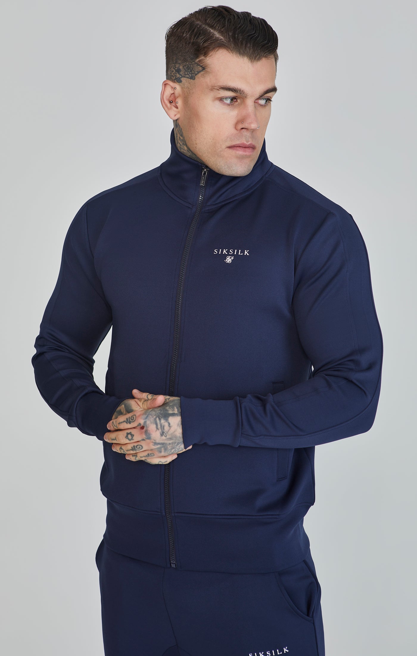 Essentials Poly Track Top in Navy Giacche da ginnastica SikSilk   