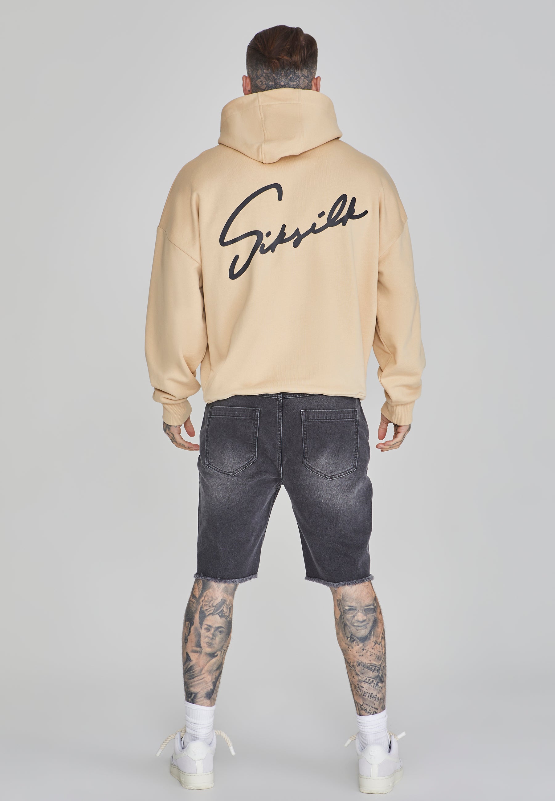 Felpa con cappuccio Script in beige Felpa con cappuccio SikSilk   