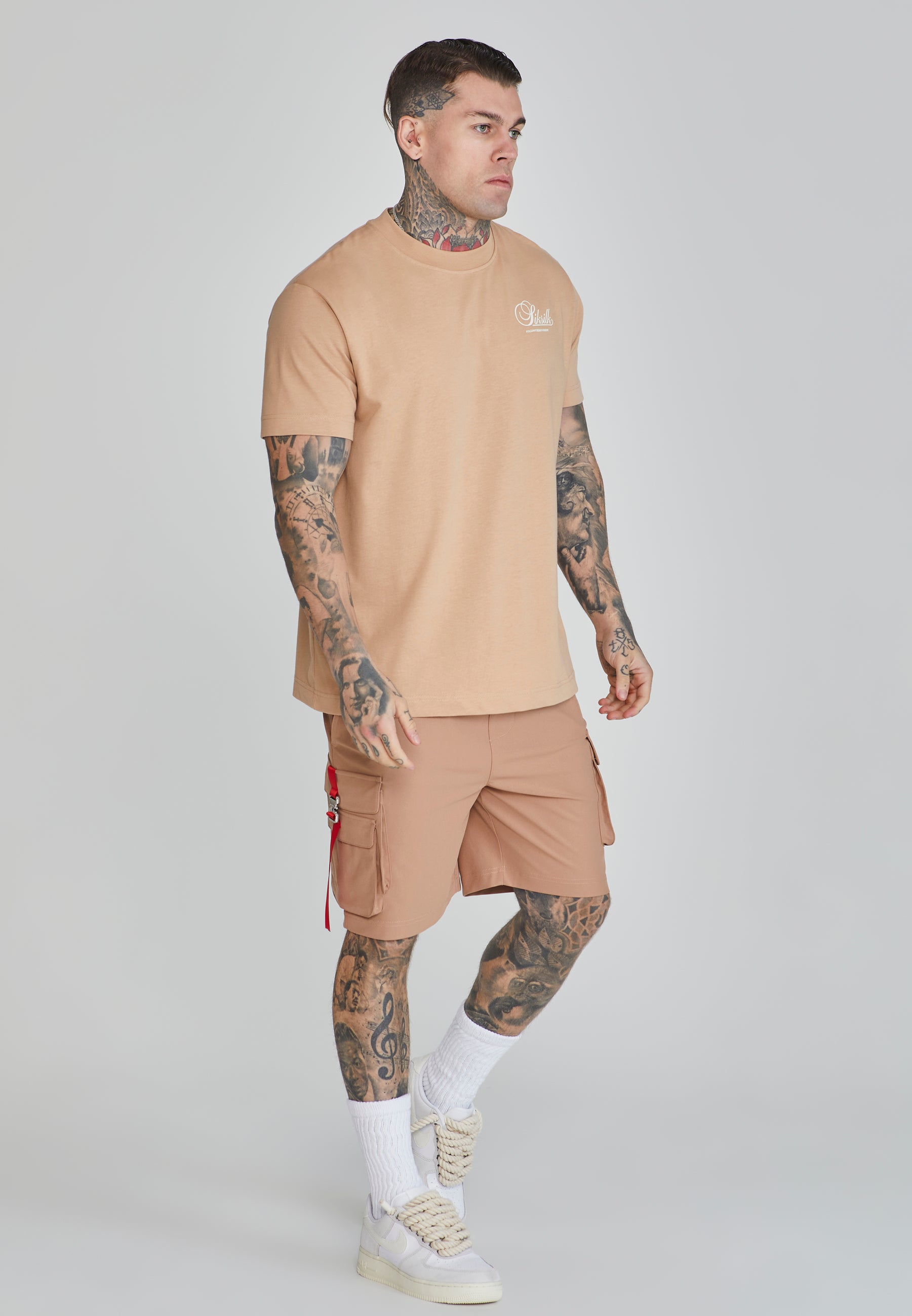 Maglietta grafica in marrone Magliette SikSilk   