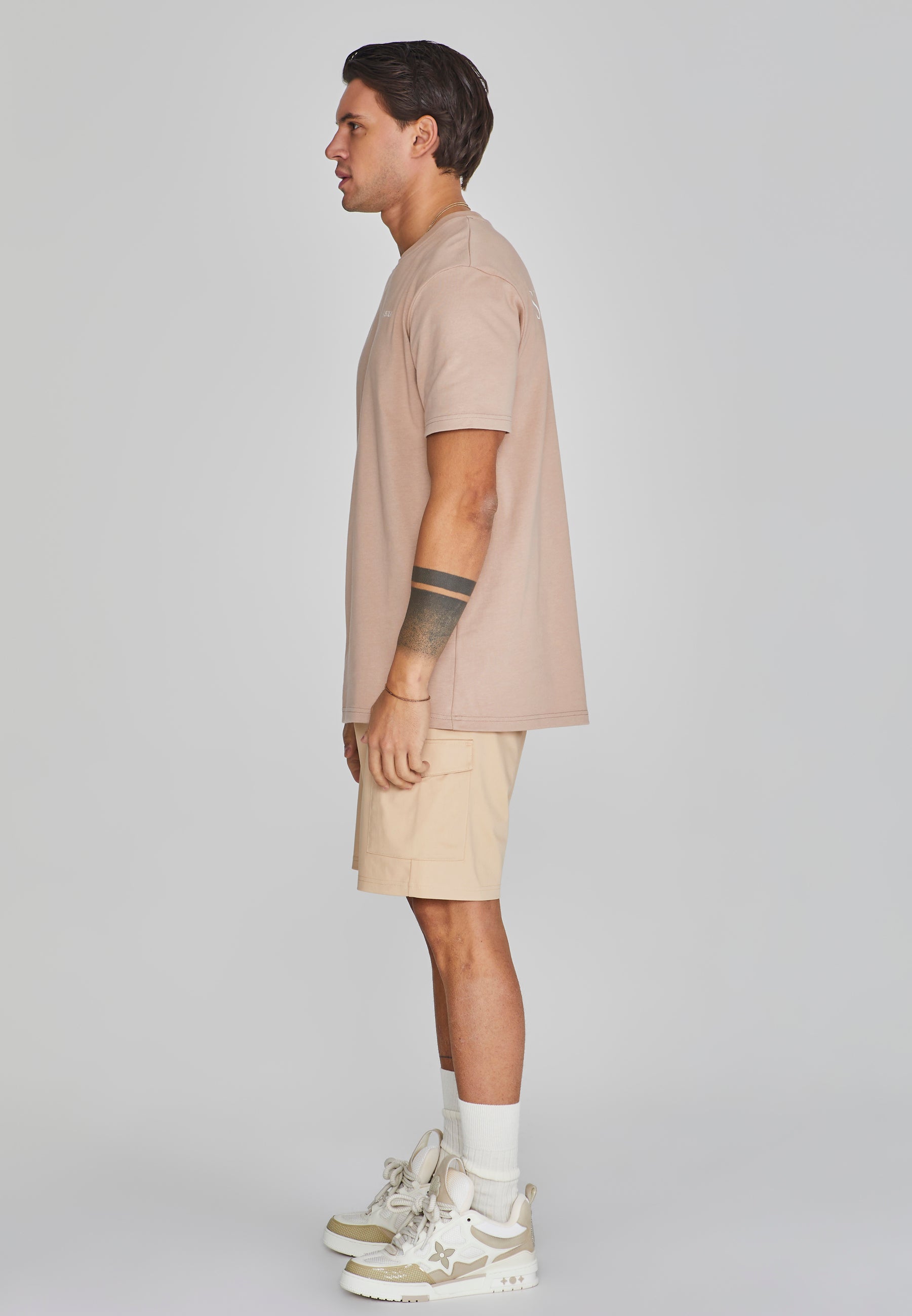 T-shirt grafica in beige T-shirt SikSilk   