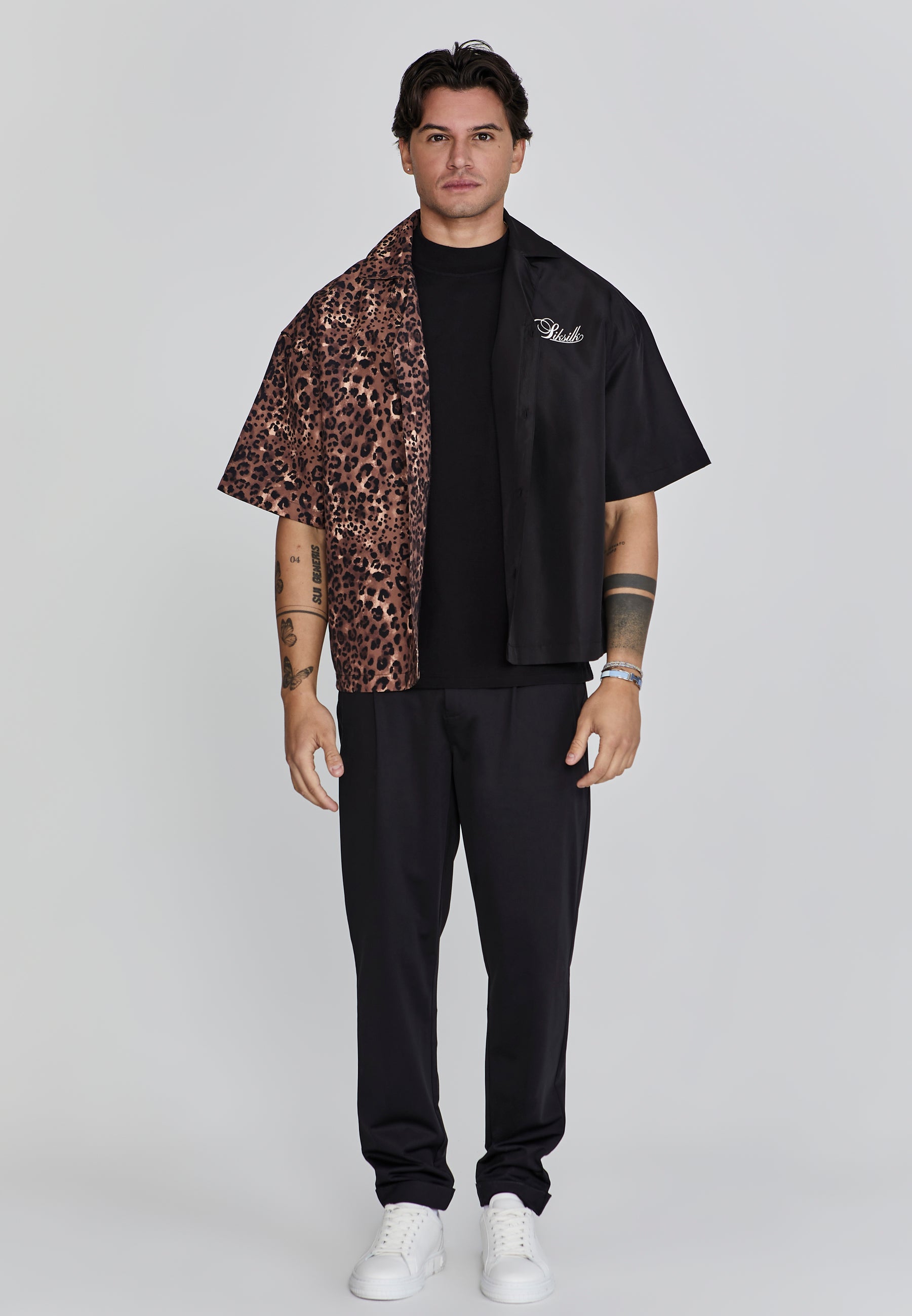 Camicia con stampa animalier in nero Camicie SikSilk   