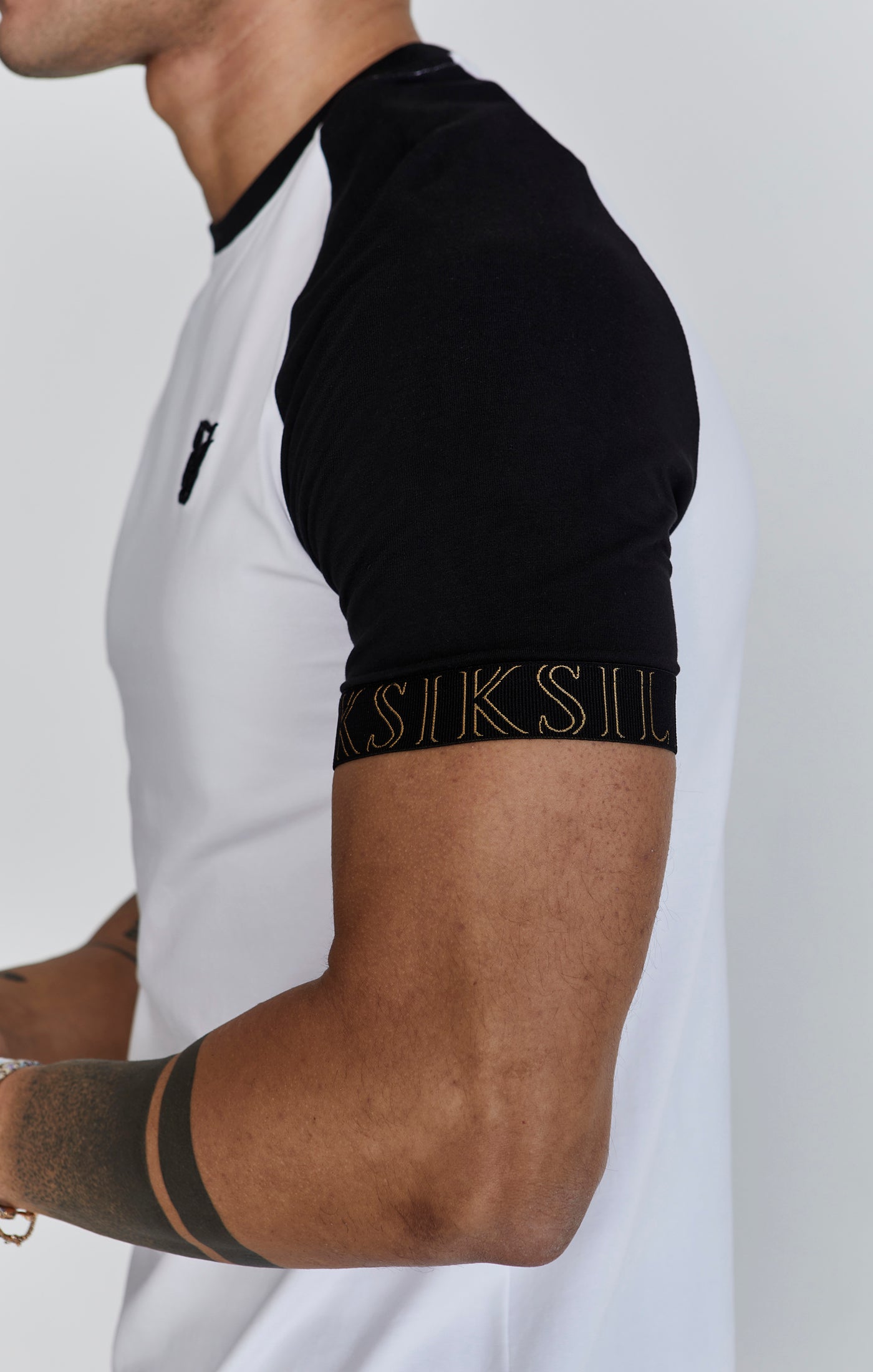 Maglietta Tech in bianco/nero Magliette SikSilk   