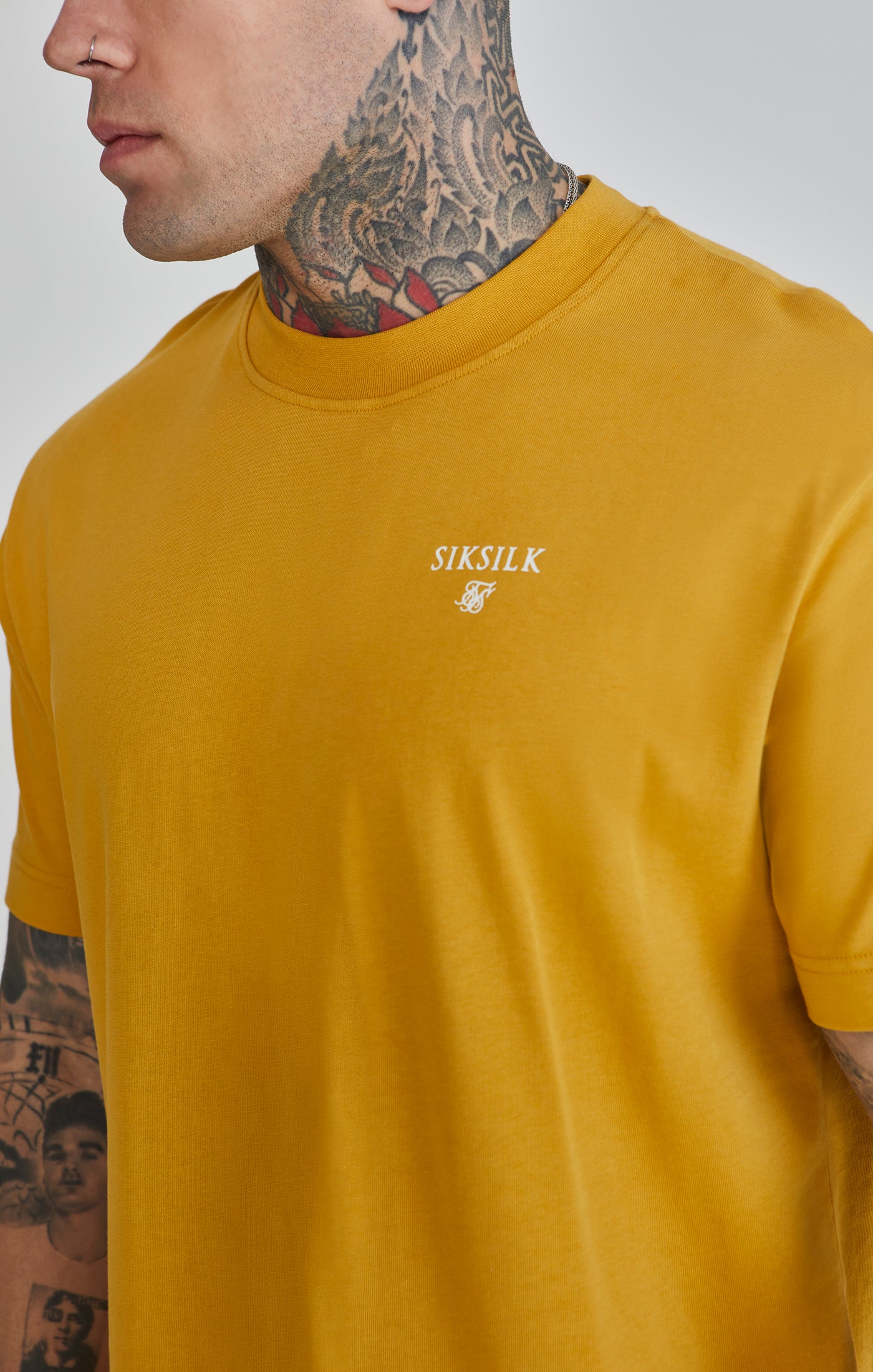 Maglietta grafica in giallo Magliette SikSilk   