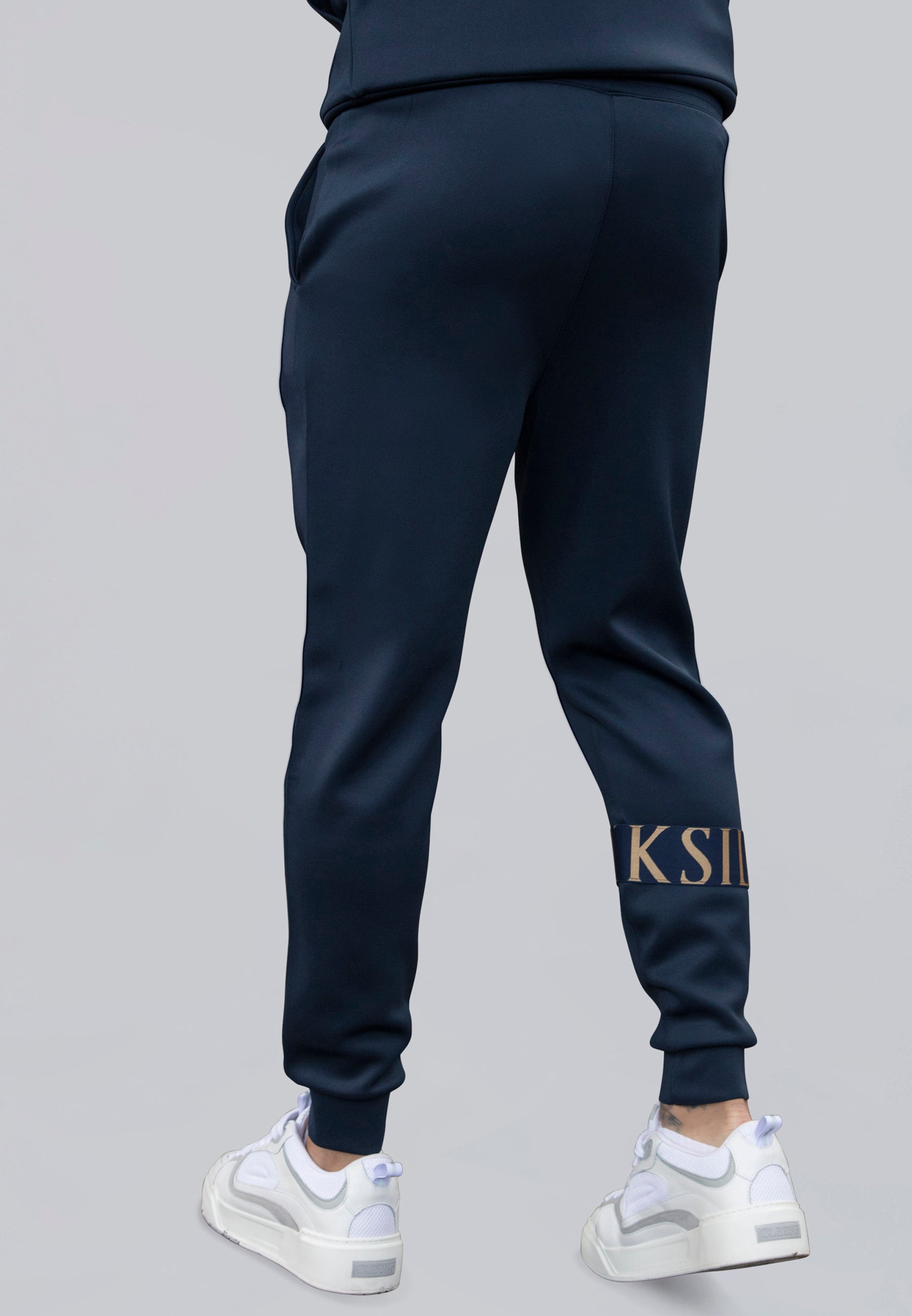 Joggers dinamici in pantaloni blu SikSilk   