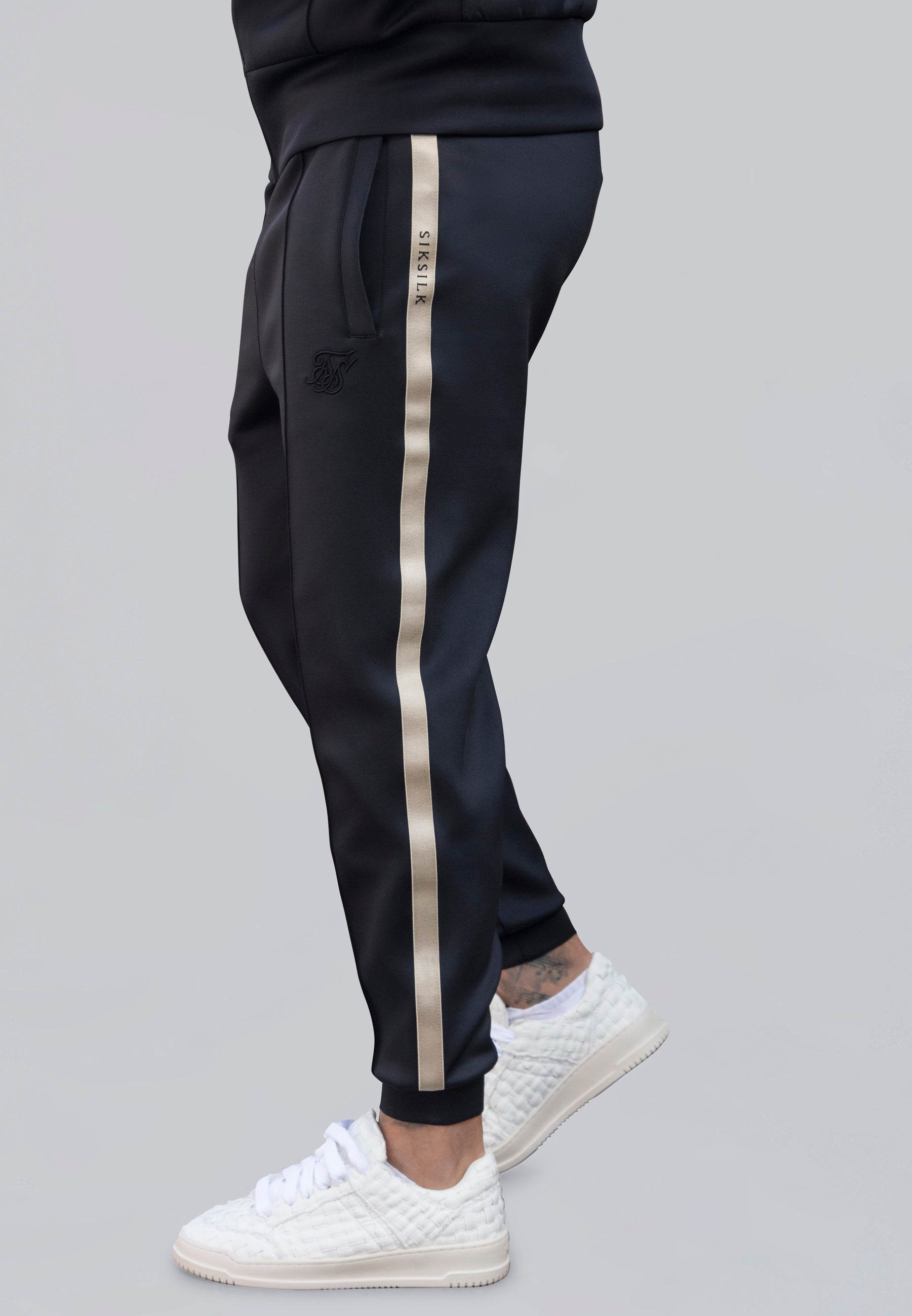 Joggers eleganti in pantaloni neri SikSilk   