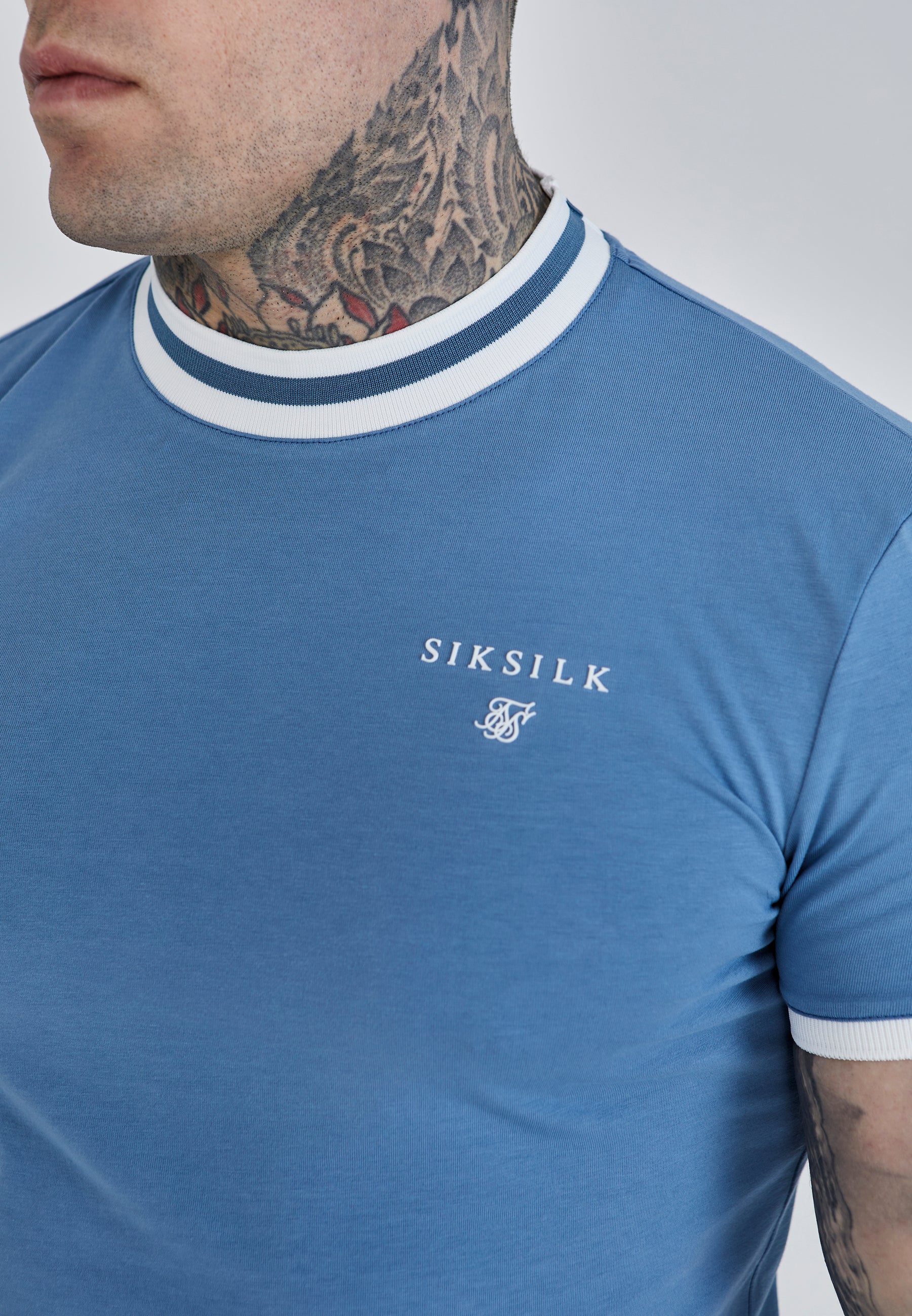 Maglietta Ringer in Blu Magliette SikSilk   