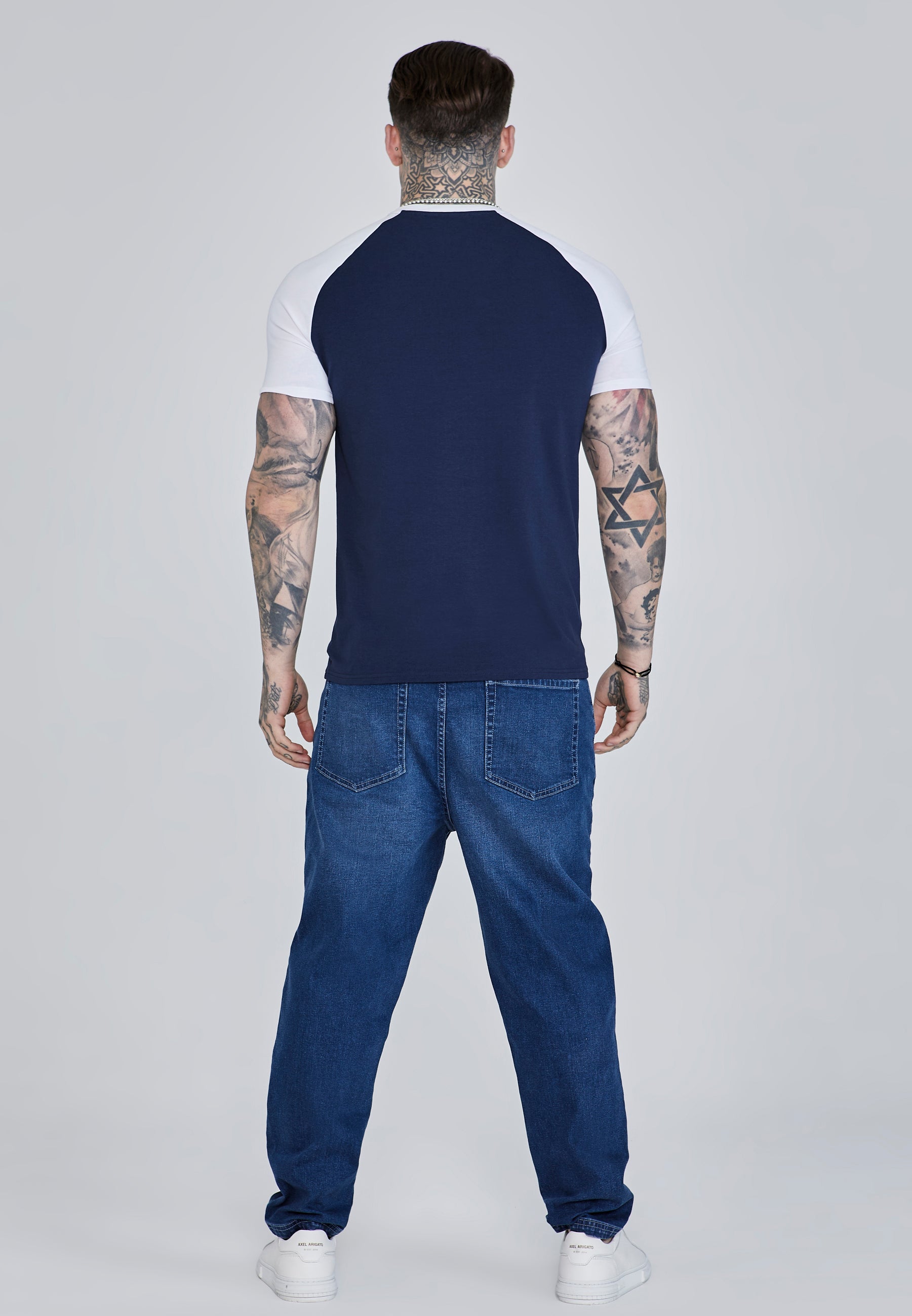 Maglietta Raglan in Marina, Magliette bianche SikSilk   