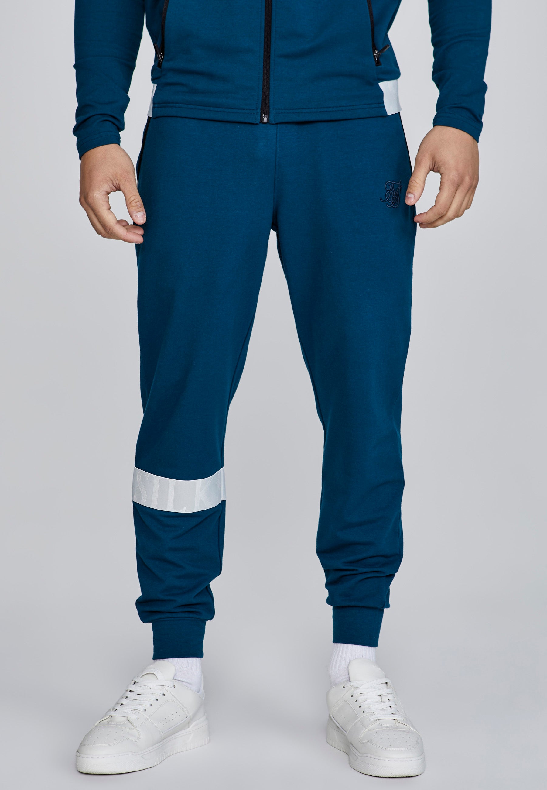 Joggers dinamici in pantaloni blu SikSilk   