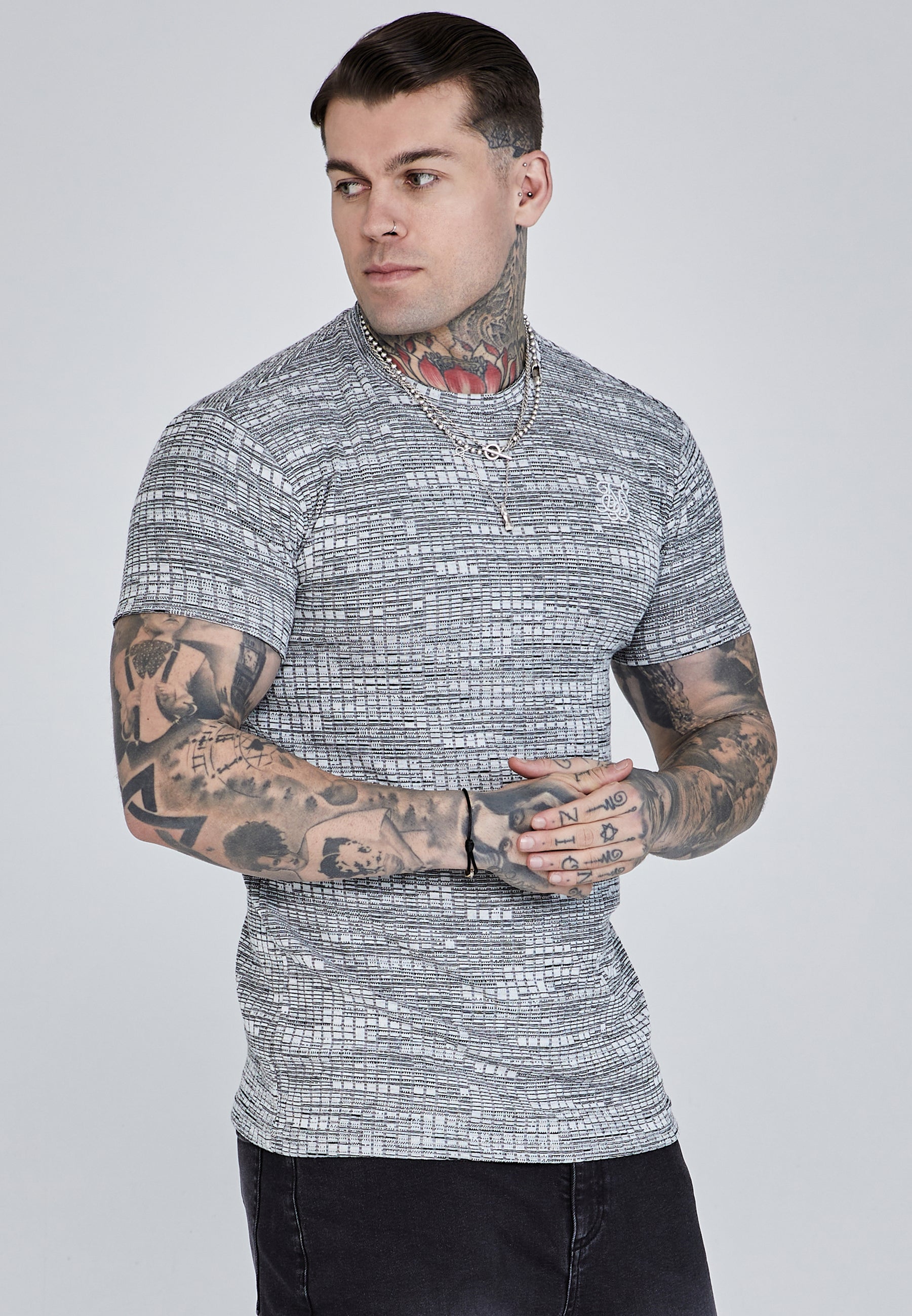 Maglietta a coste in grigio Magliette SikSilk   