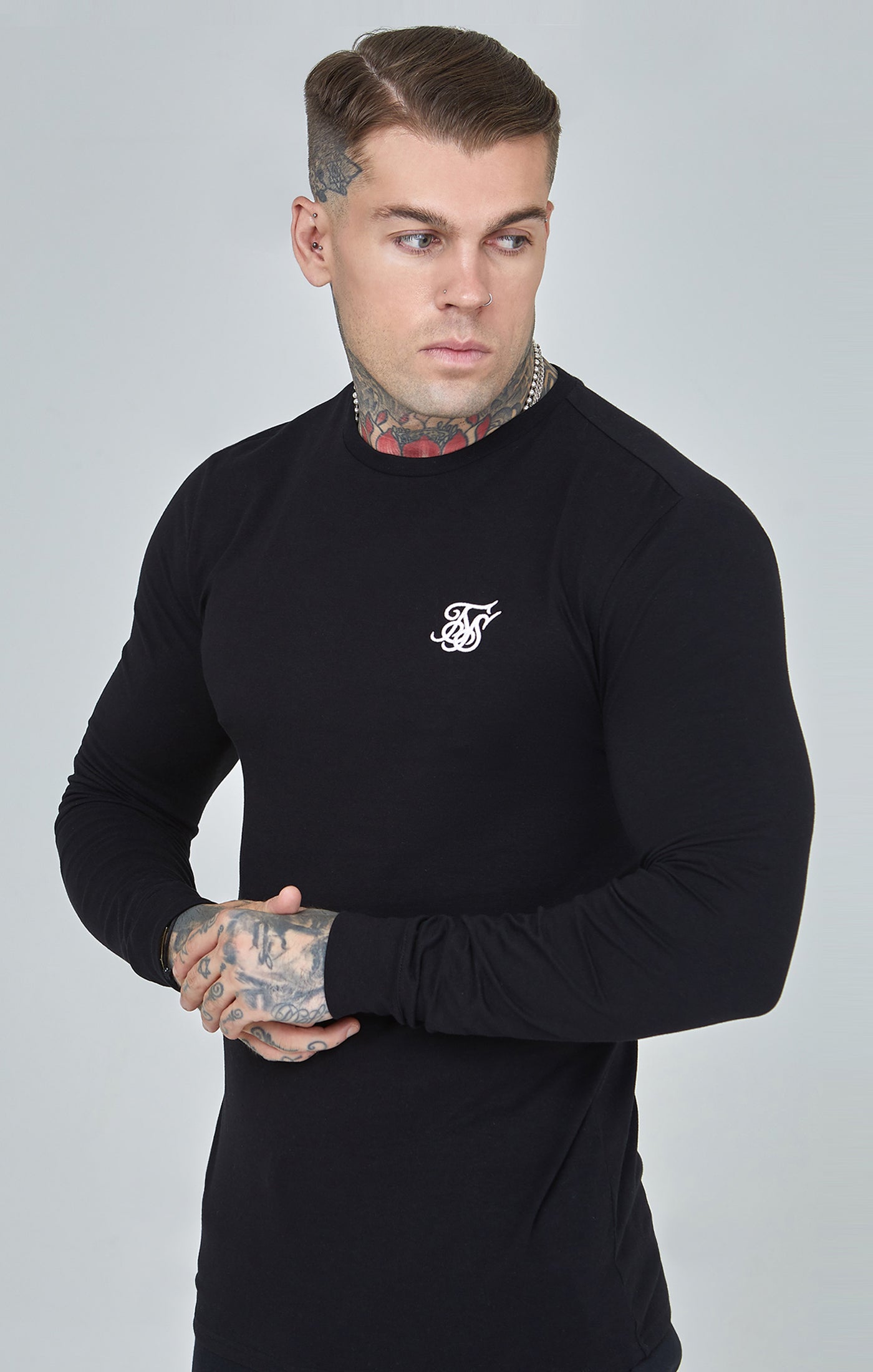 Maglietta Essentials a maniche lunghe in nero Magliette SikSilk   