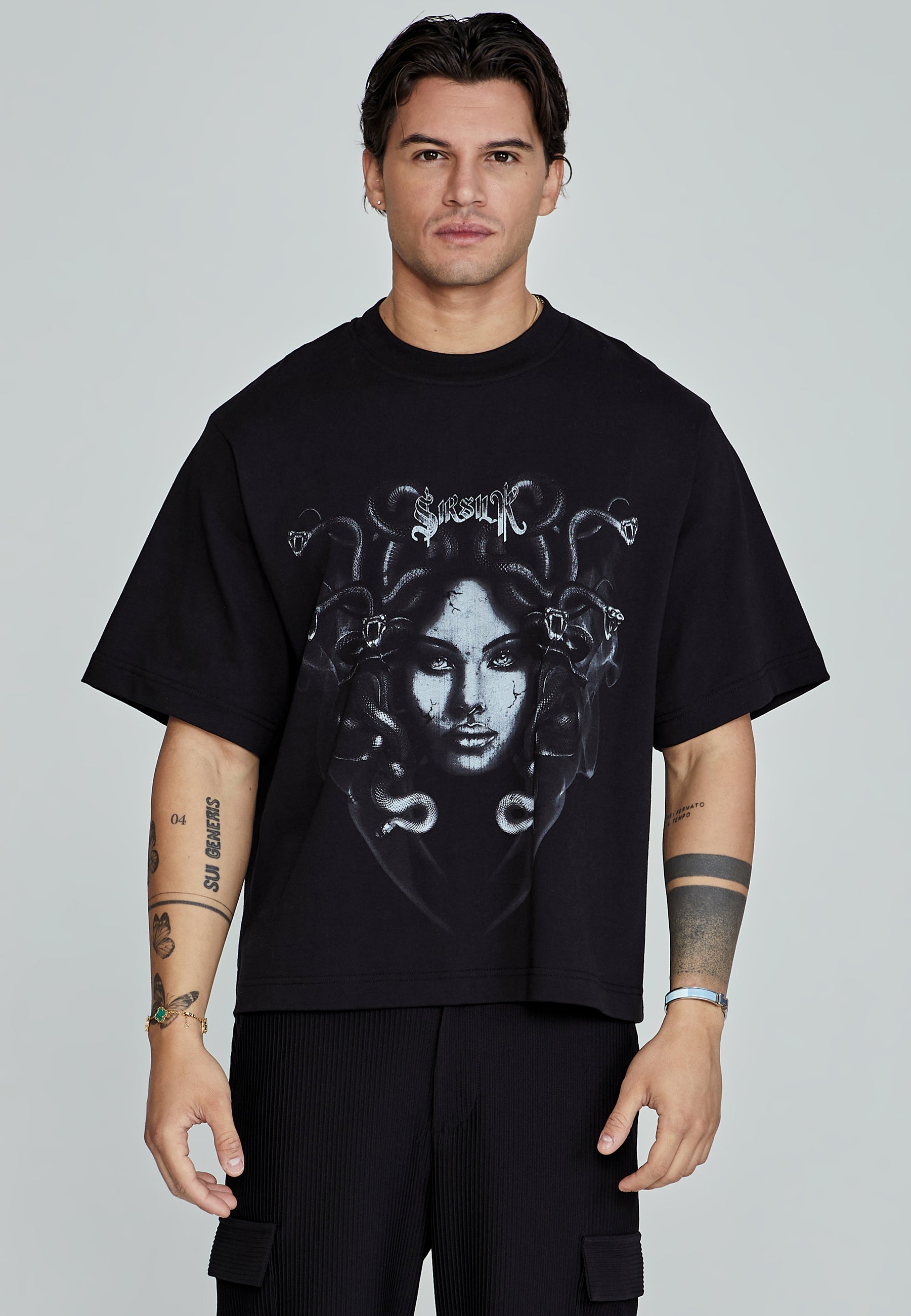 Maglietta Medusa in Nero Magliette SikSilk   