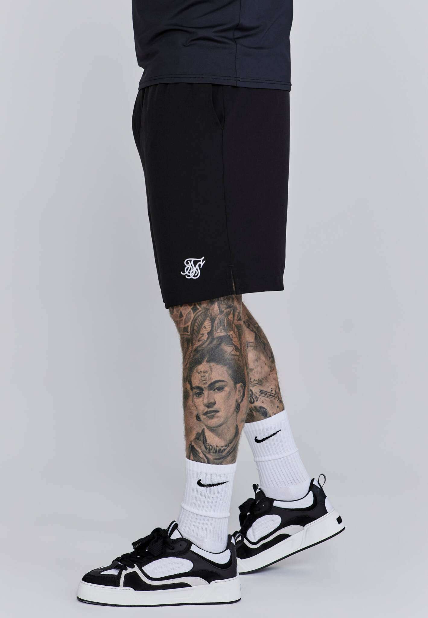 Pantaloncini corti in nero SikSilk