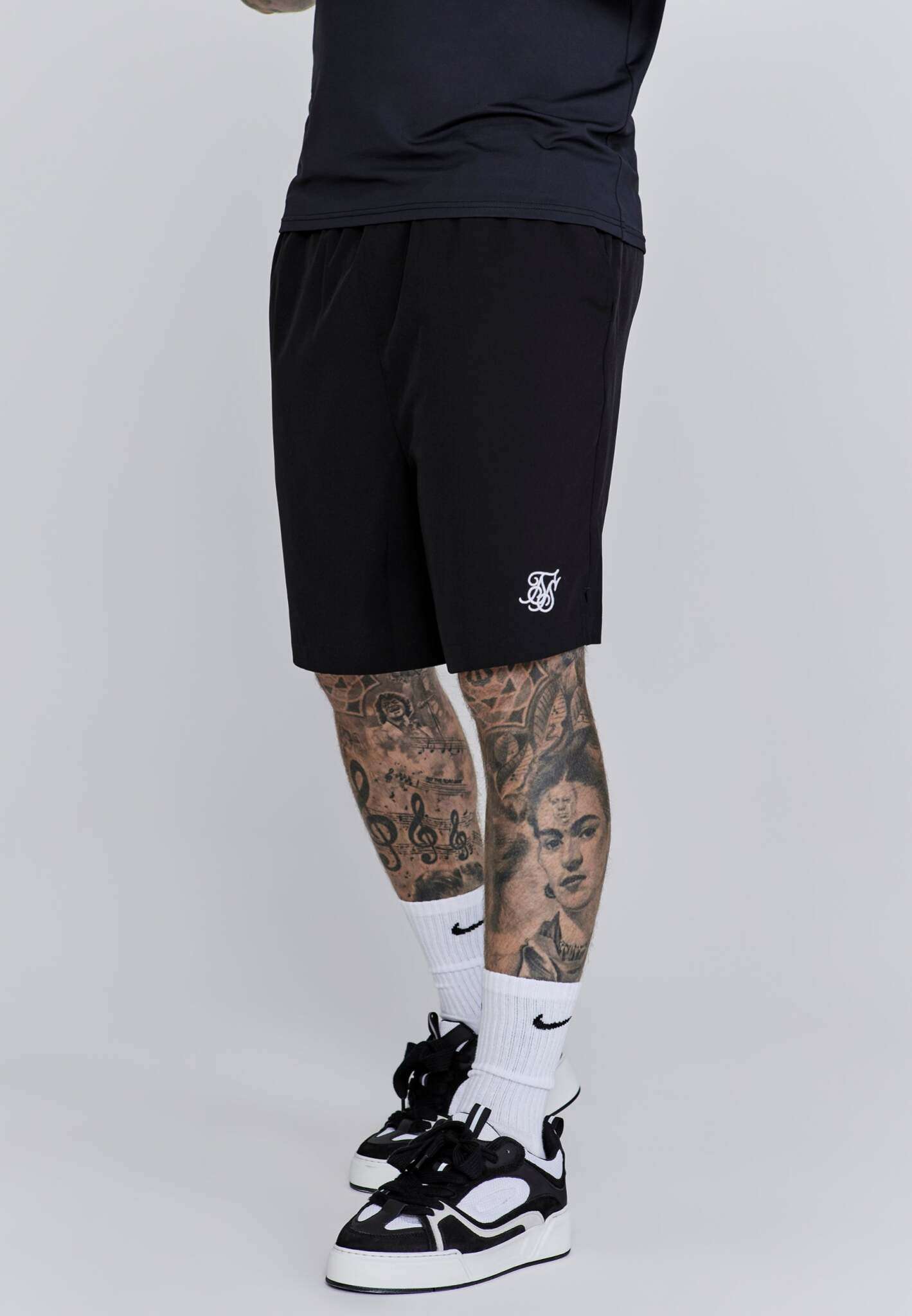 Pantaloncini corti in nero SikSilk