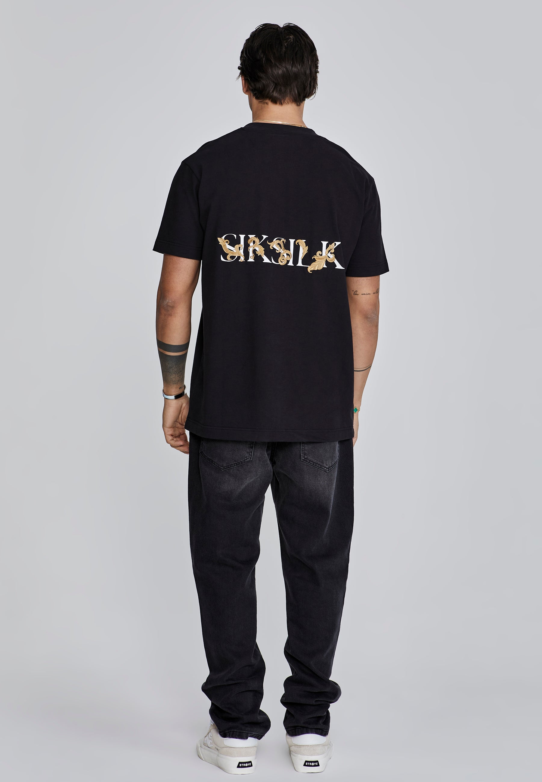 Maglietta Filigree in nero Magliette SikSilk   