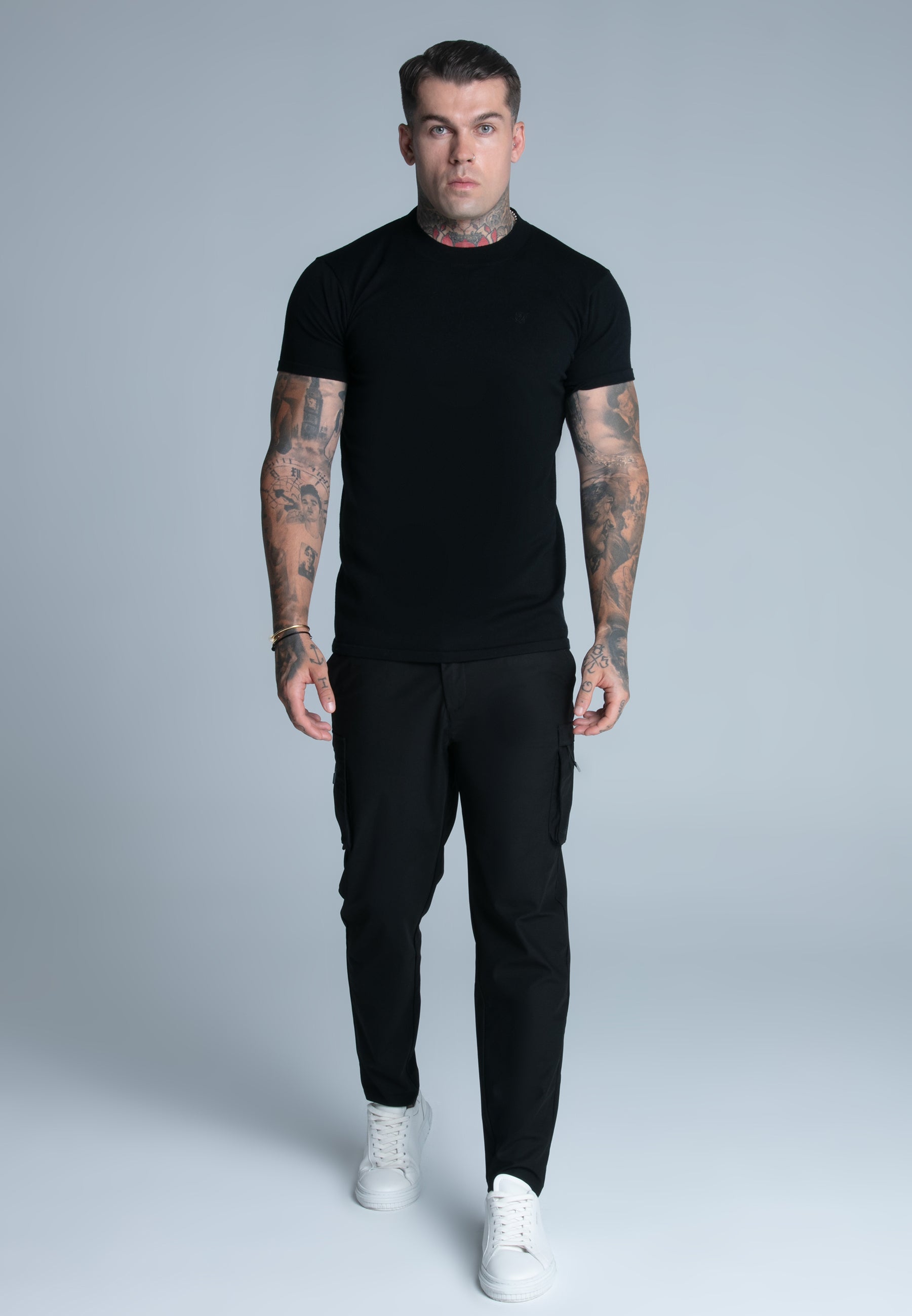 Maglietta Muscle Fit in nero Magliette SikSilk