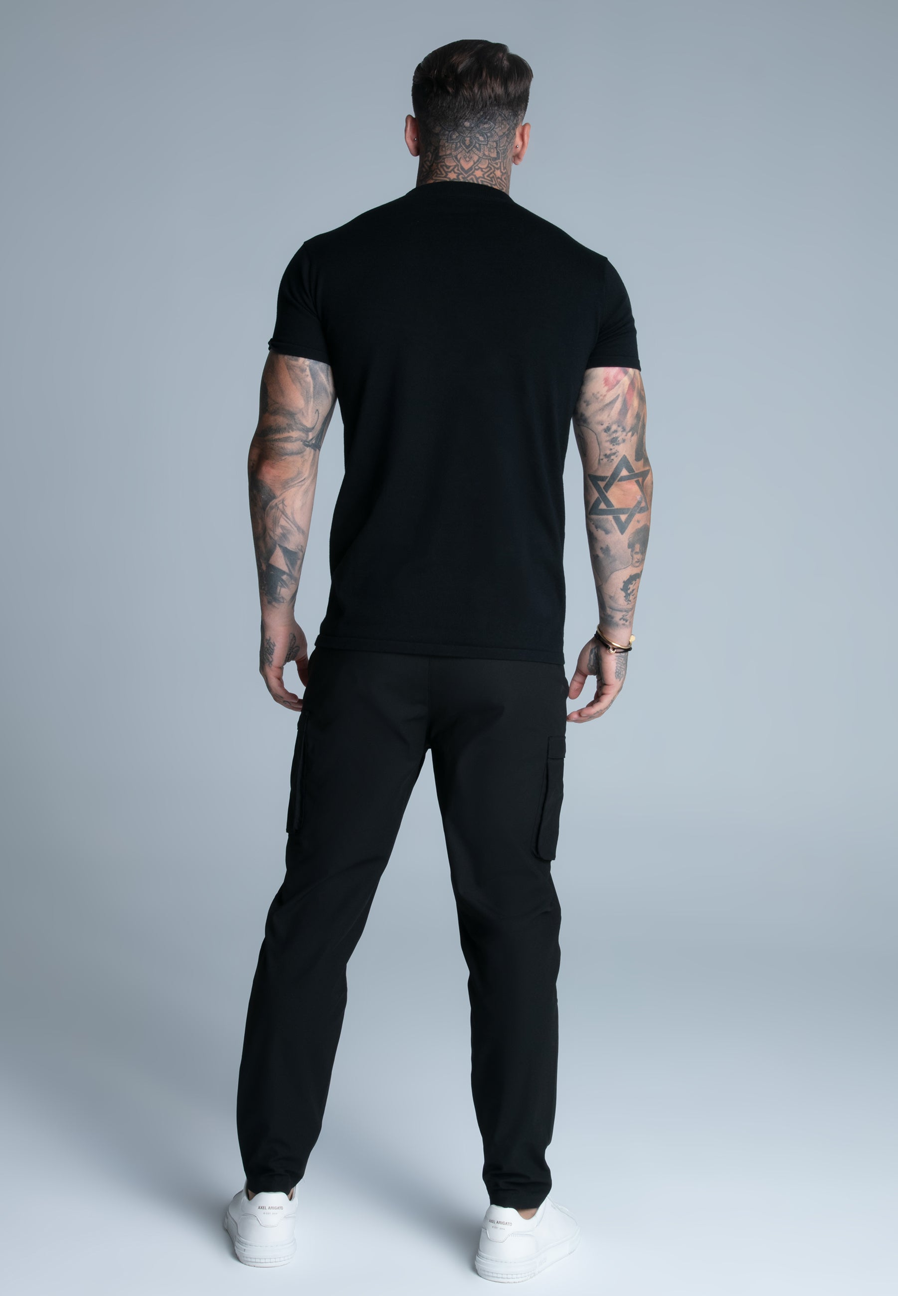 Maglietta Muscle Fit in nero Magliette SikSilk