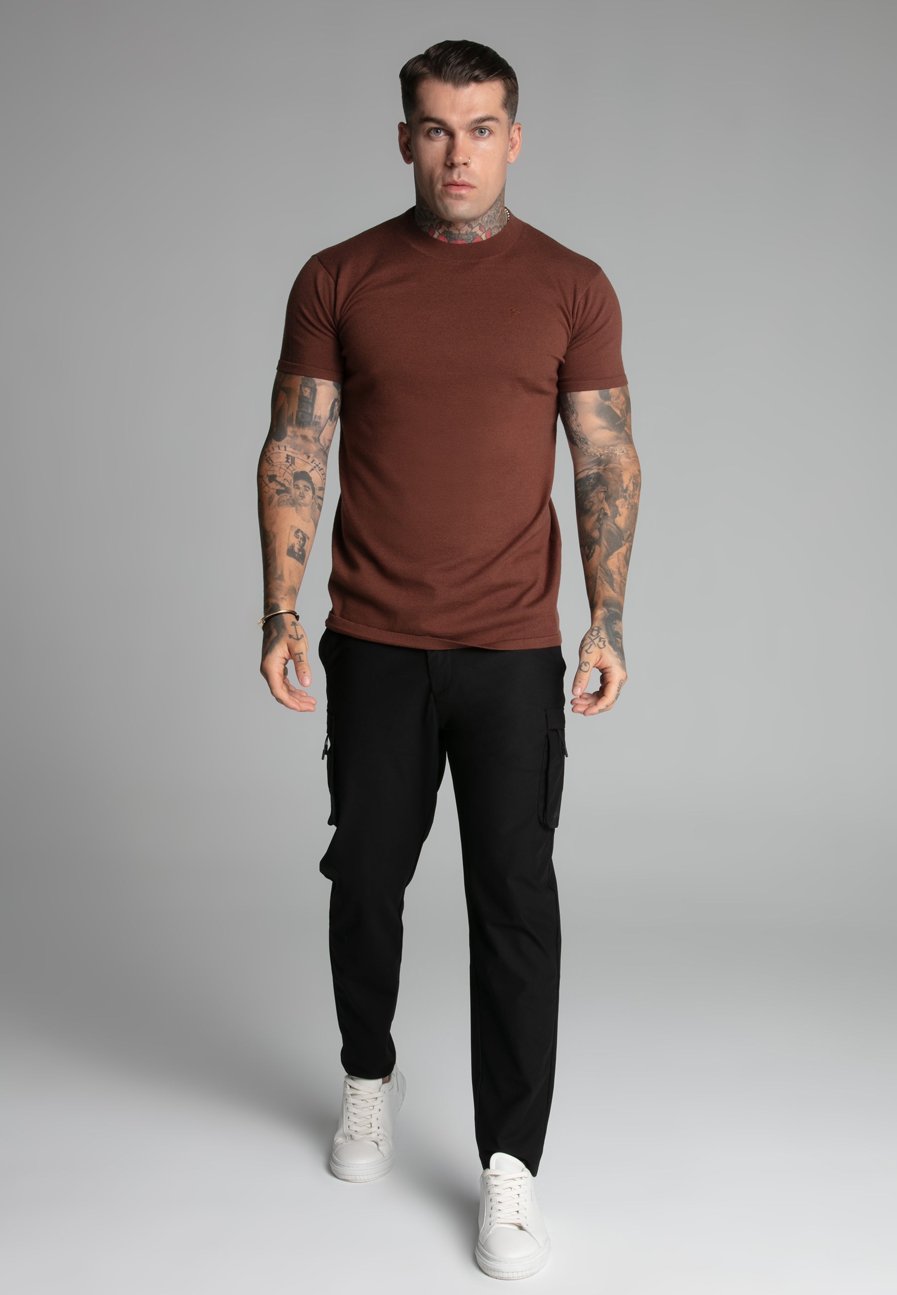 Maglietta Muscle Fit in marrone Magliette SikSilk