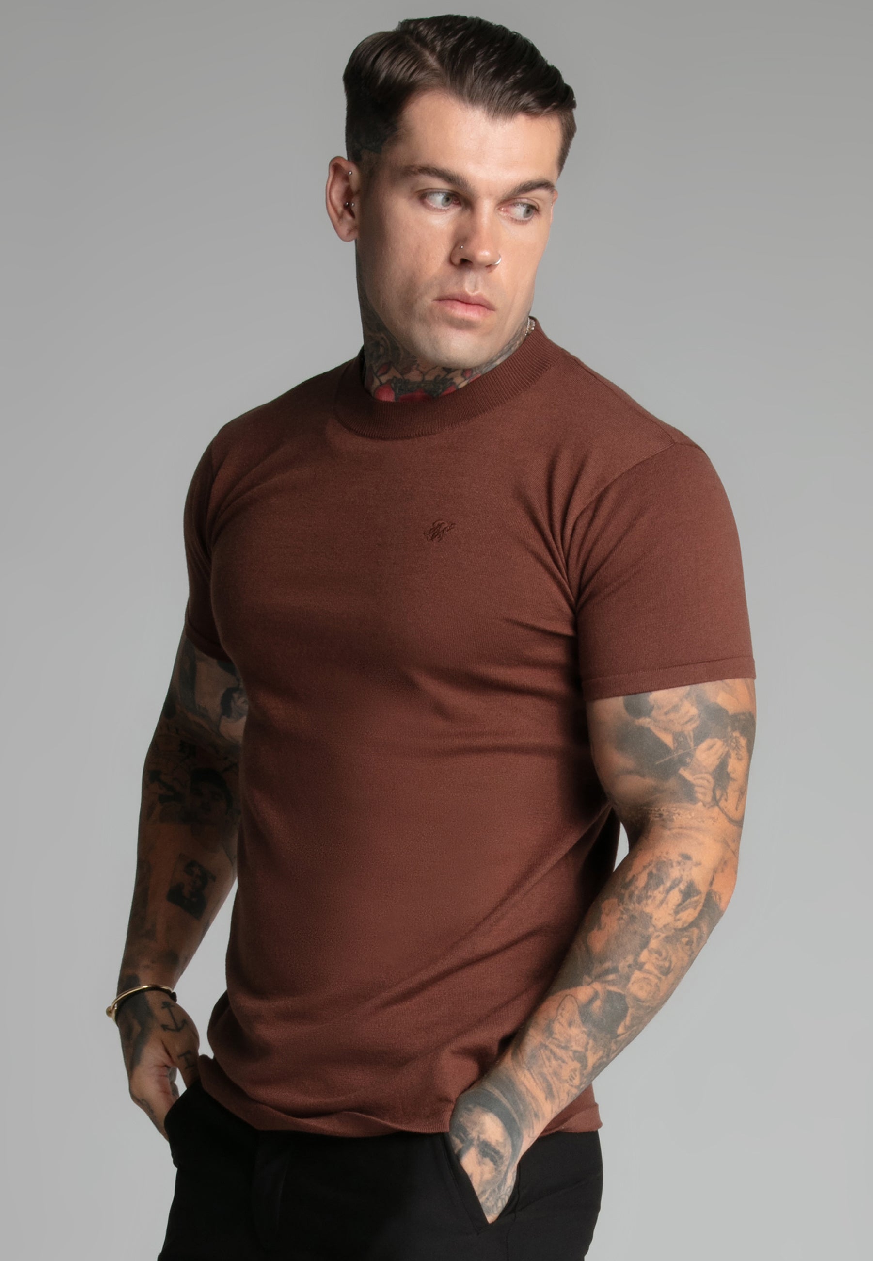 Maglietta Muscle Fit in marrone Magliette SikSilk