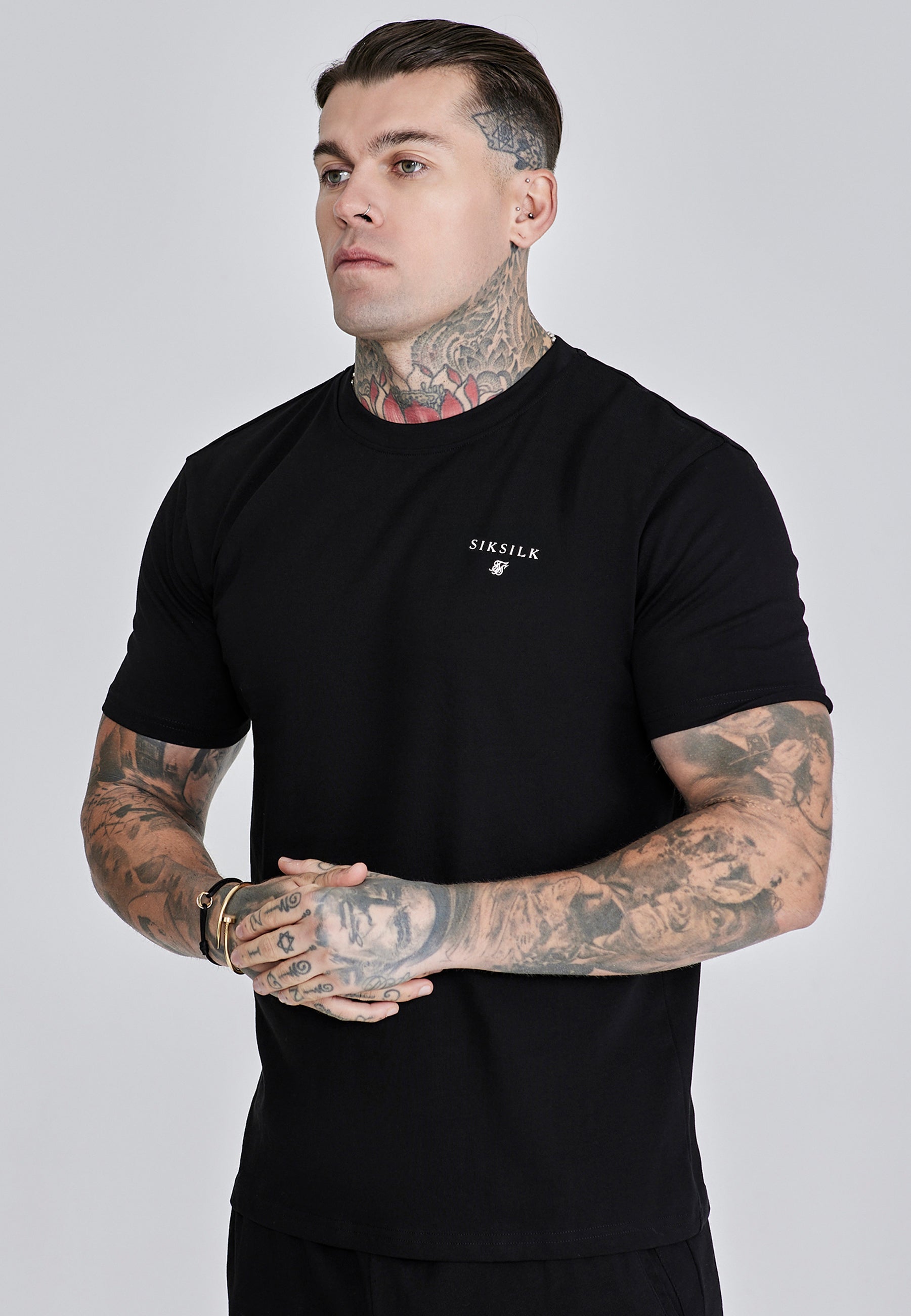 Set di maglietta e pantaloncini neri SikSilk