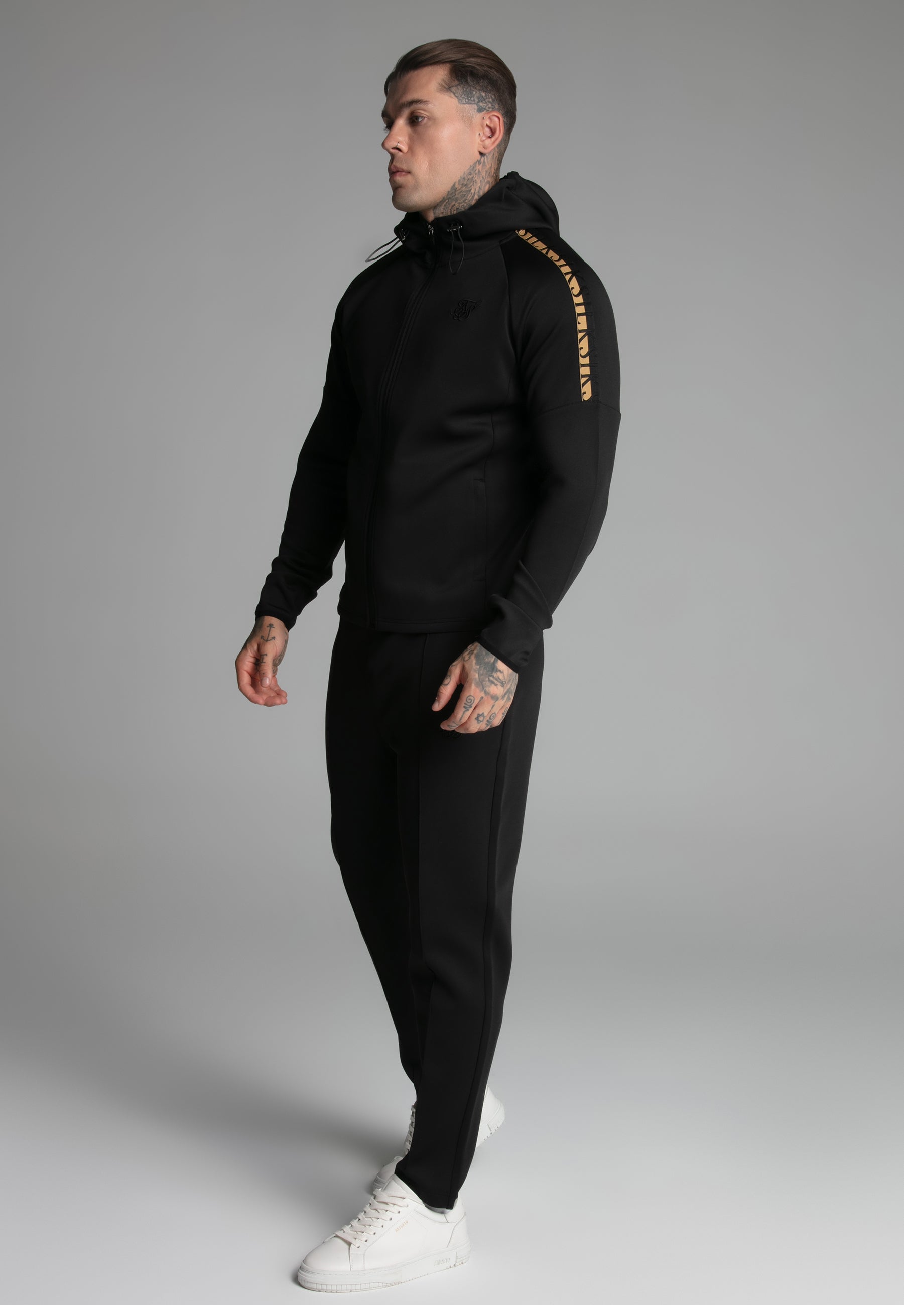 Felpa con cappuccio con zip intera in nero Giacche con cappuccio SikSilk