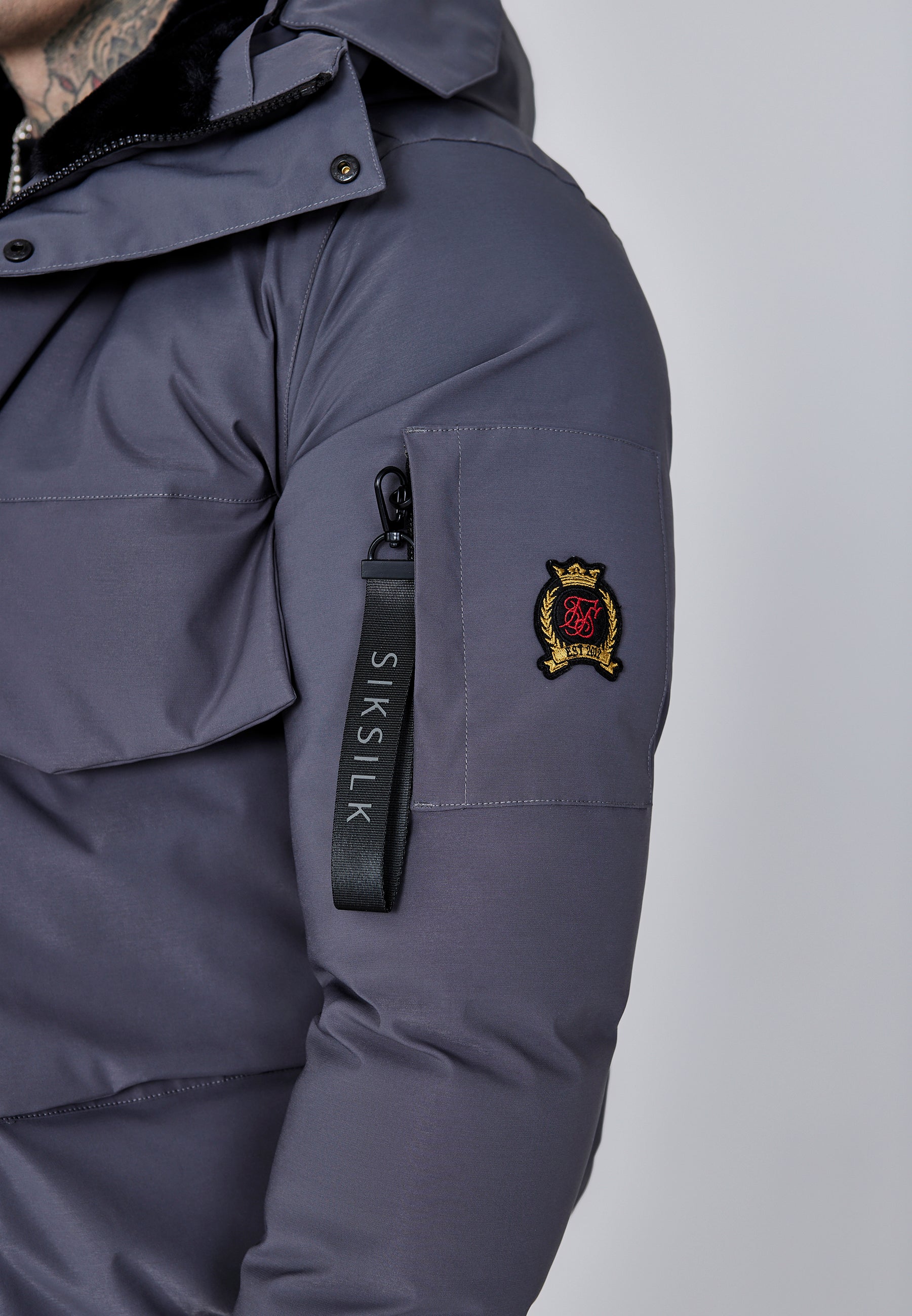 Giacca bomber con cappuccio in grigio Giacche SikSilk