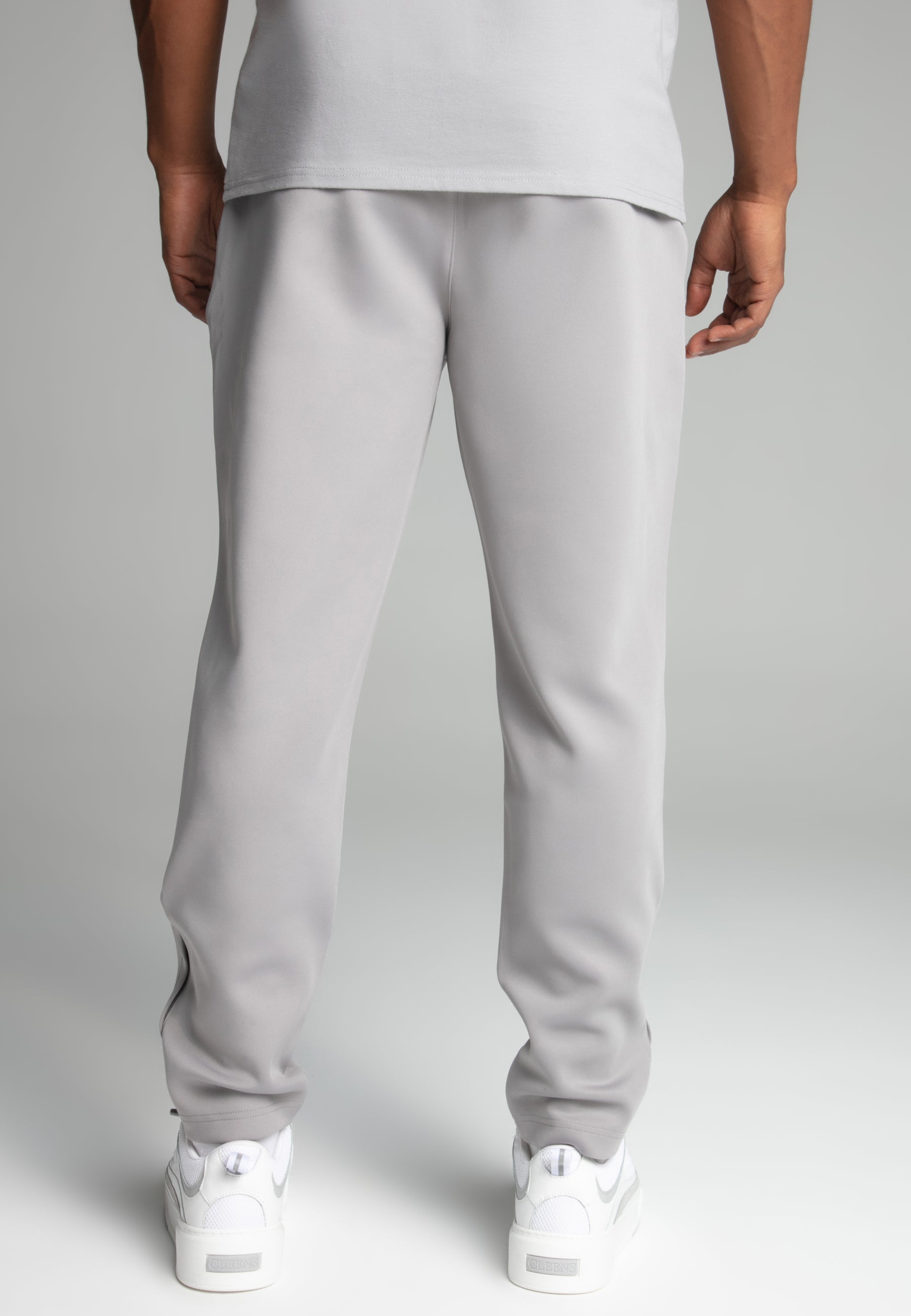 Pantaloni da corsa in grigio Pantaloni SikSilk