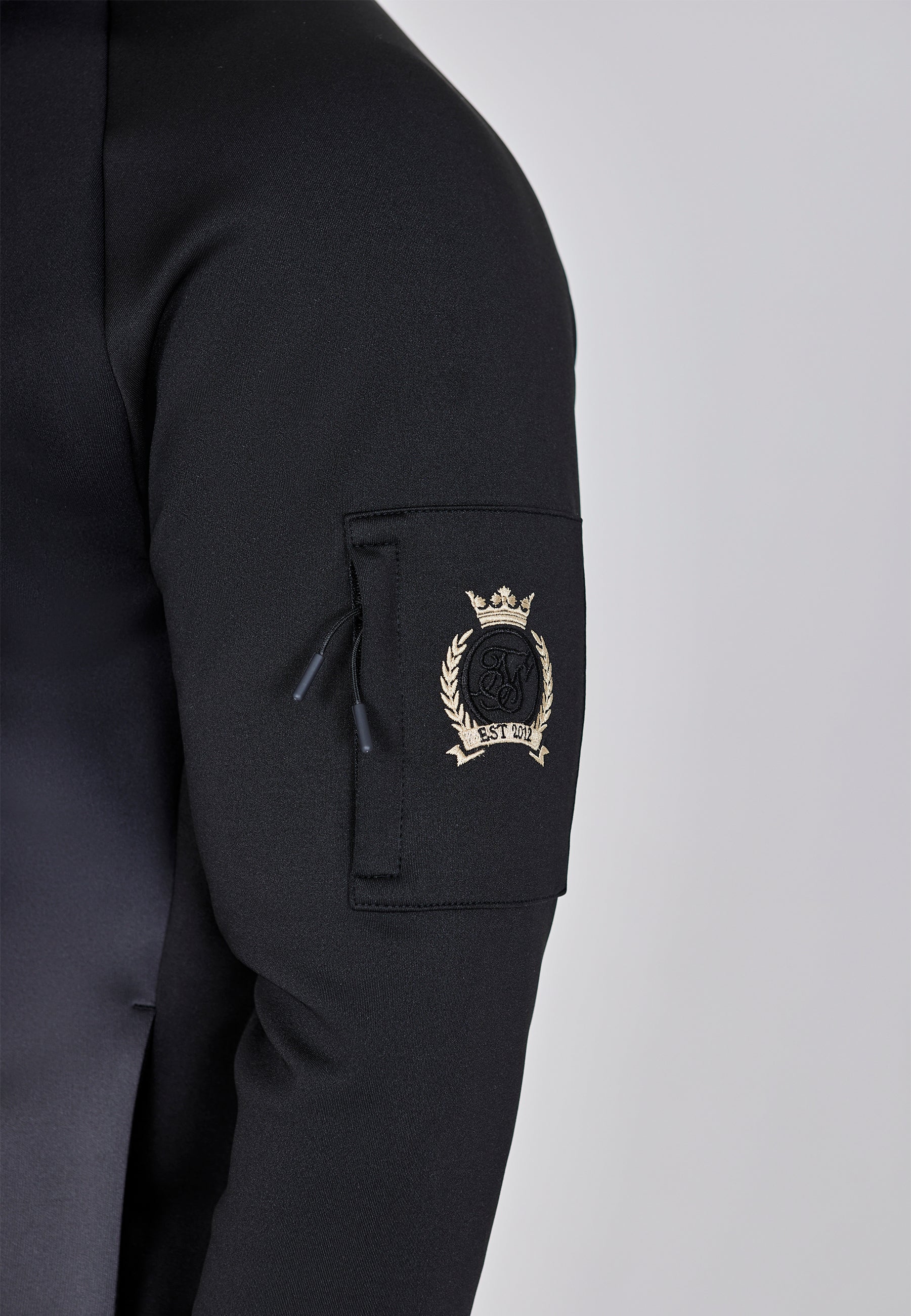 Felpa con cappuccio con zip intera in nero Giacche di felpa SikSilk