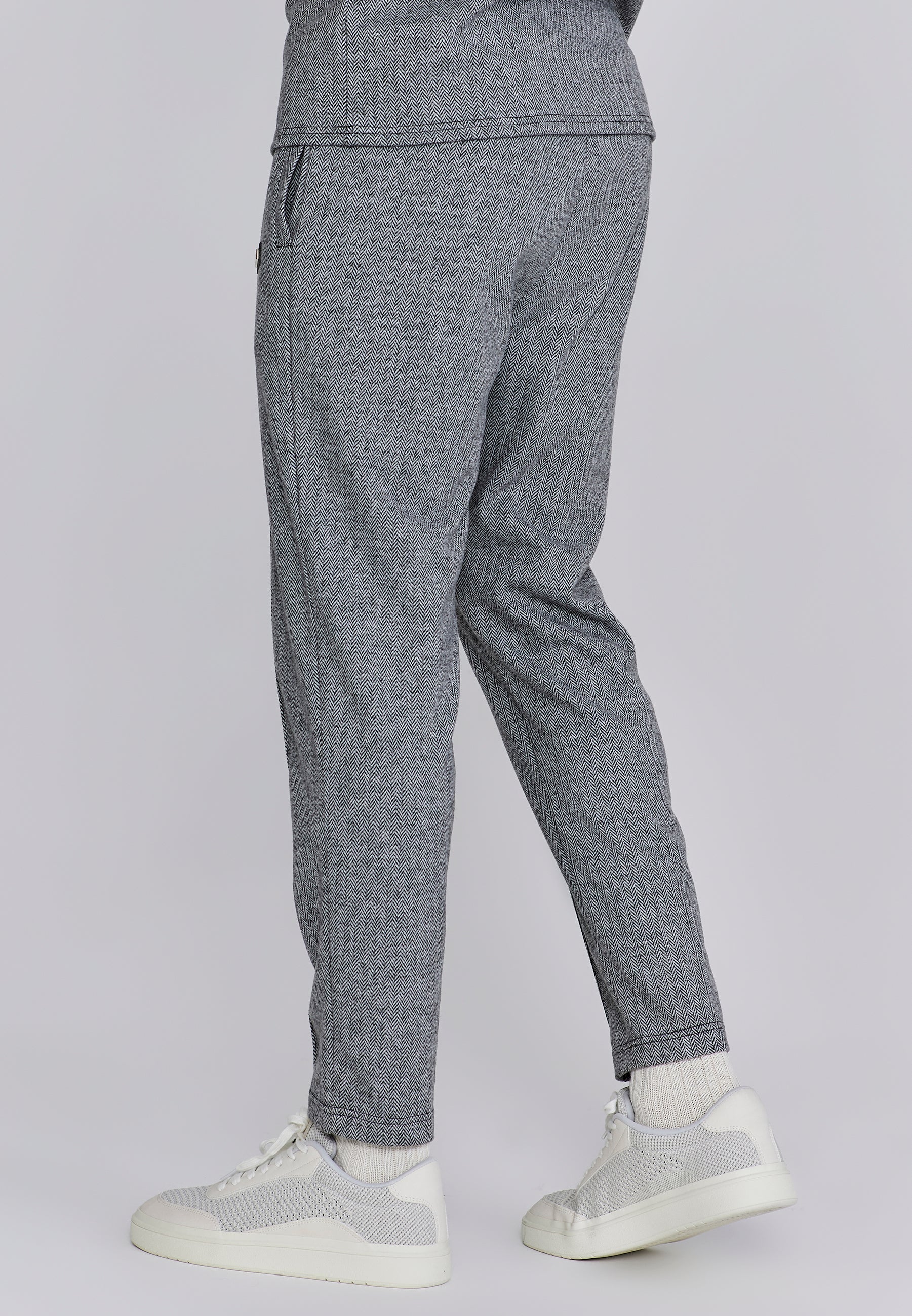 Joggers eleganti in pantaloni grigi SikSilk