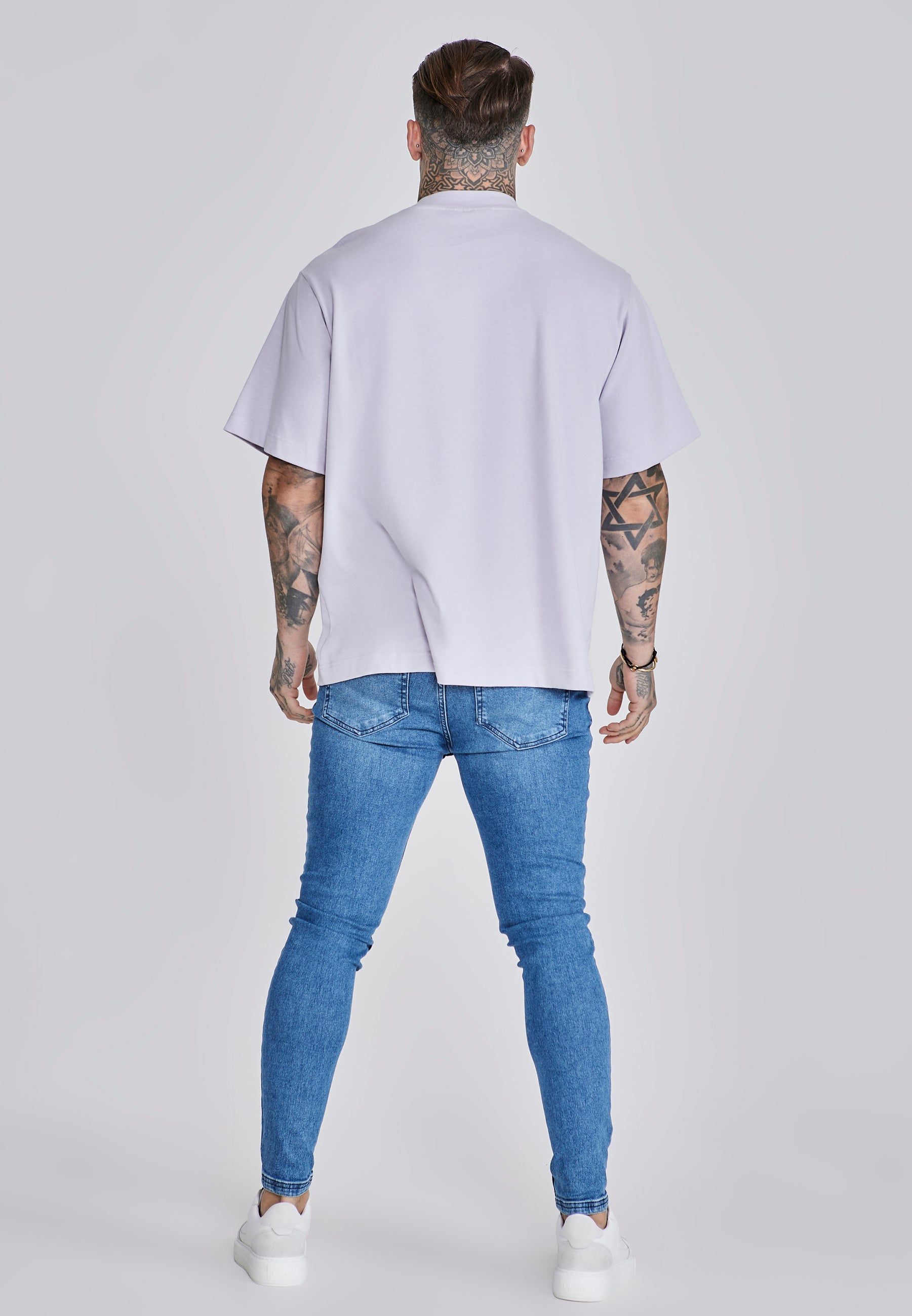 T-shirt oversize in lilla T-shirt SikSilk
