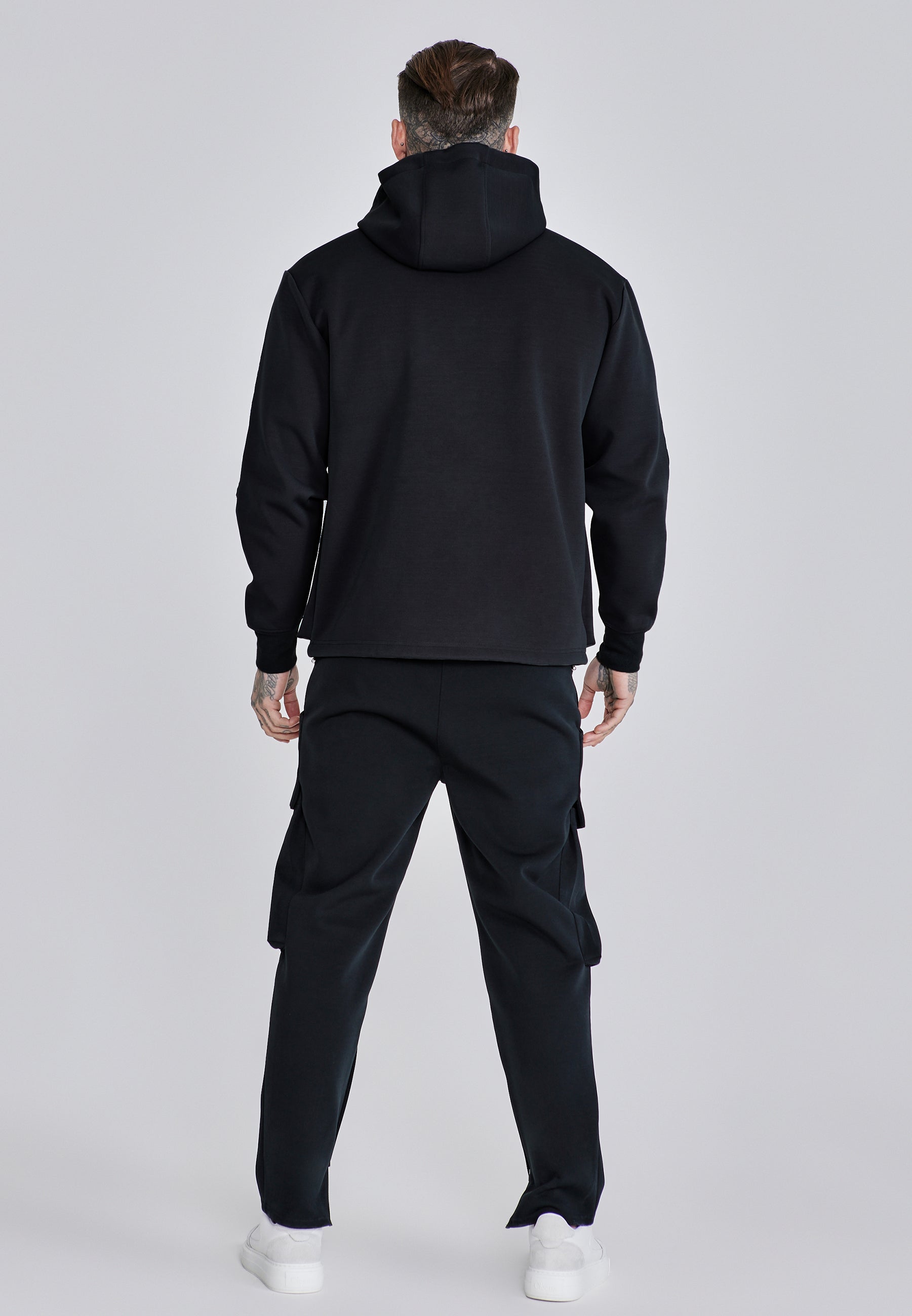 Felpa con cappuccio in nero Giacche SikSilk