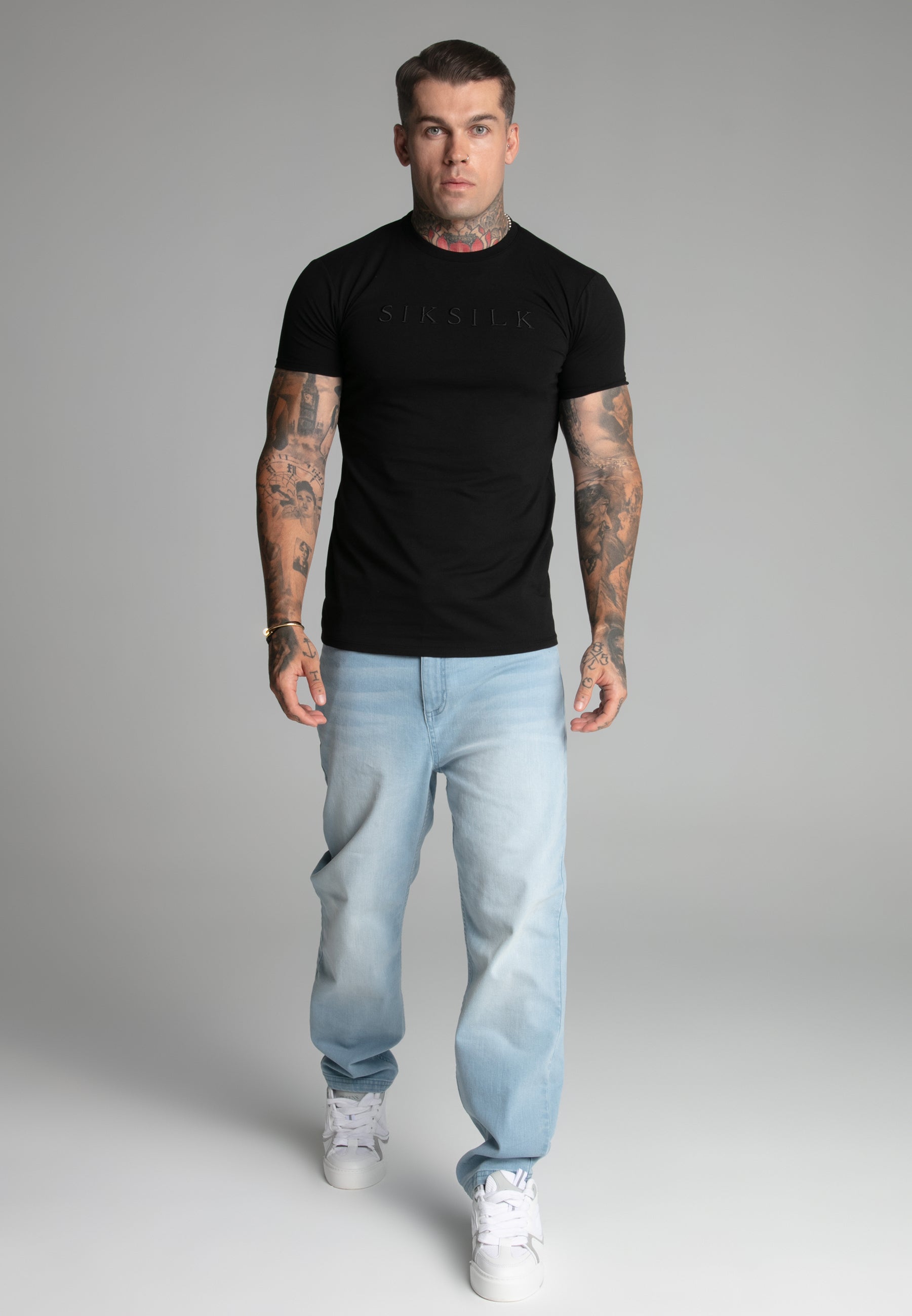 Maglietta Muscle Fit in nero Magliette SikSilk