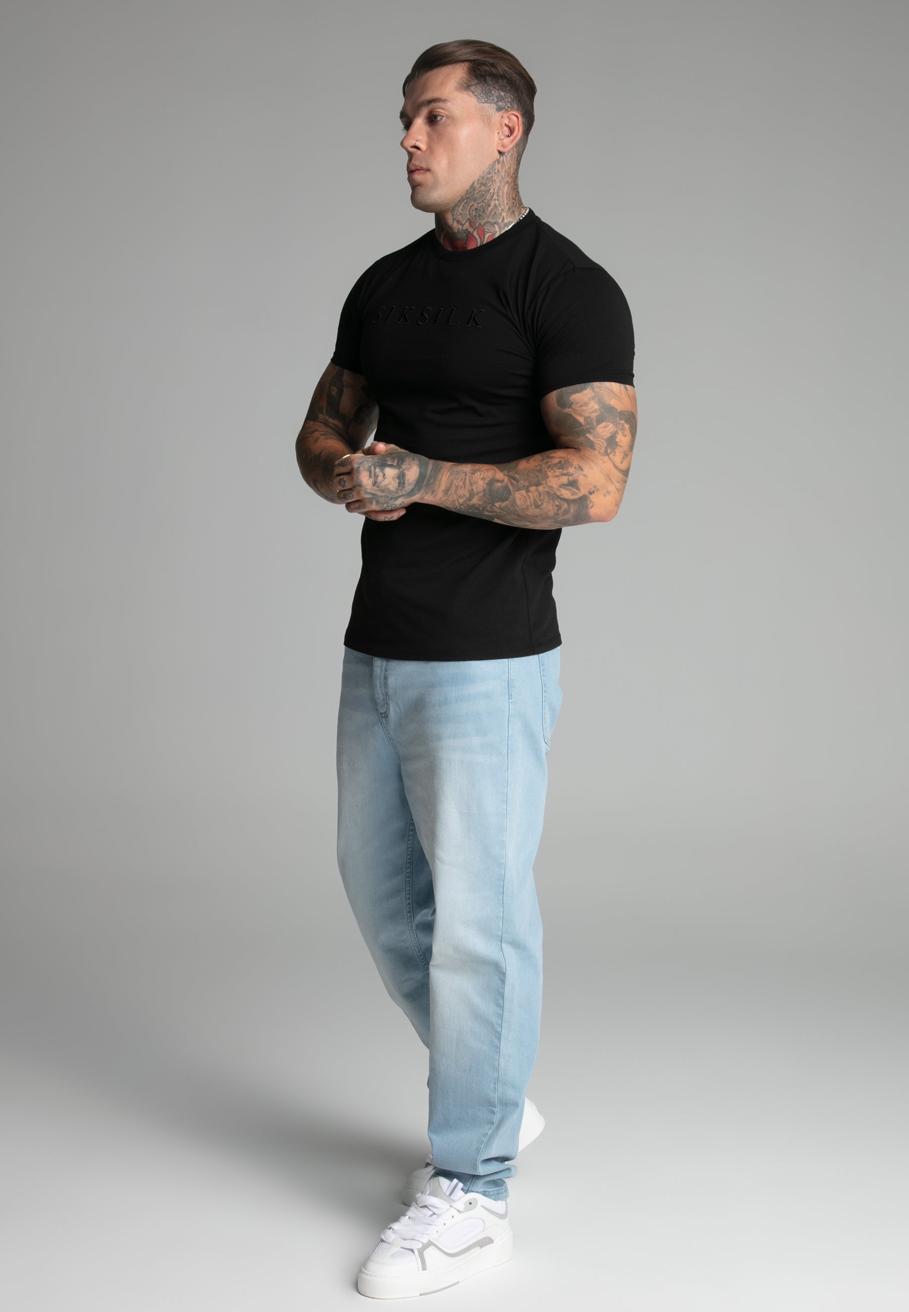 Maglietta Muscle Fit in nero Magliette SikSilk