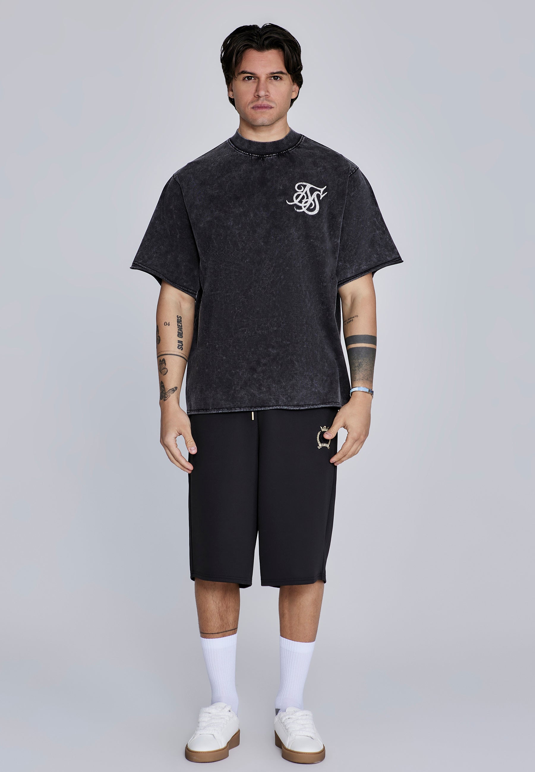 Maglietta oversize in nero Magliette SikSilk