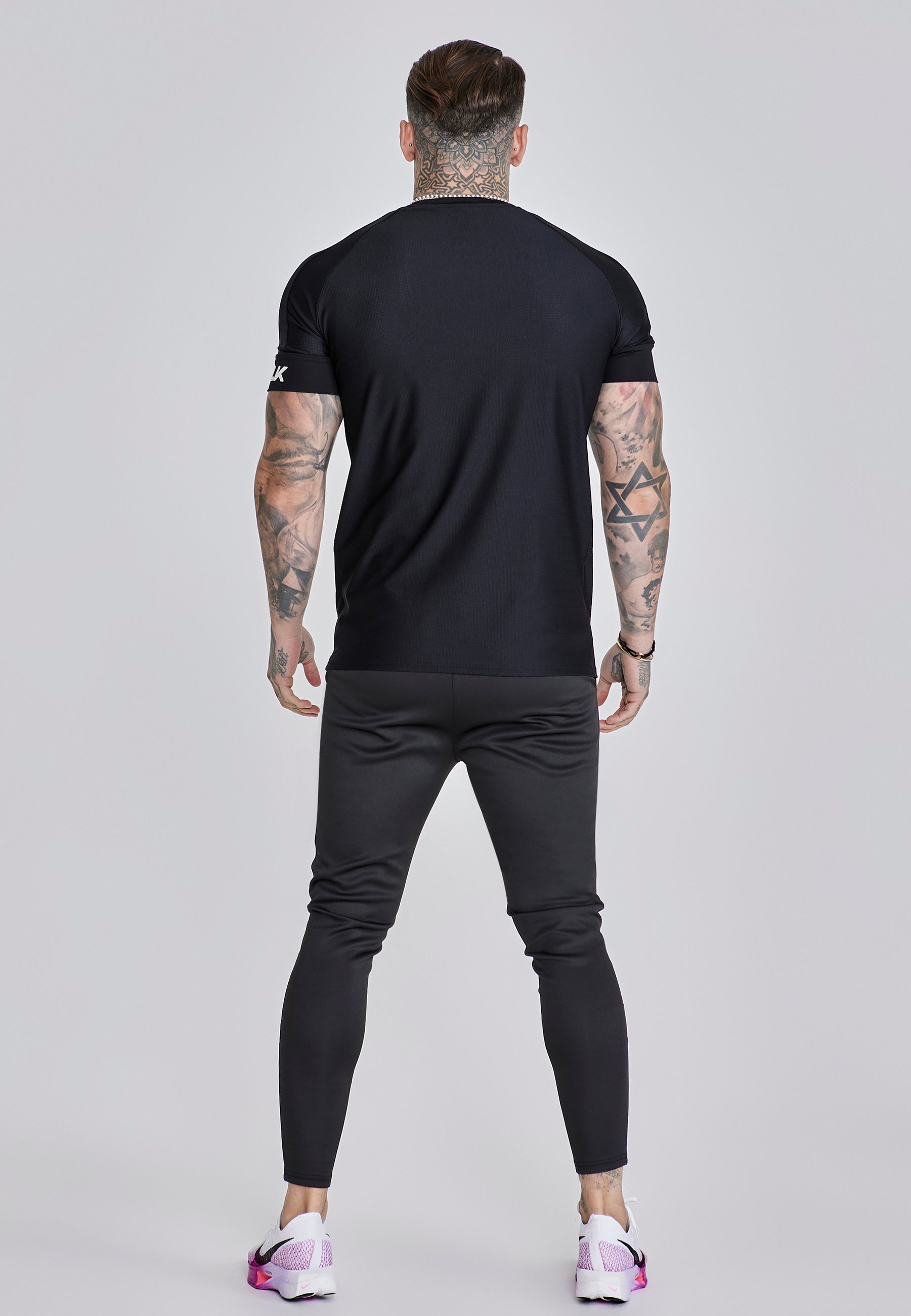 Maglietta Active Tech in nero Magliette SikSilk