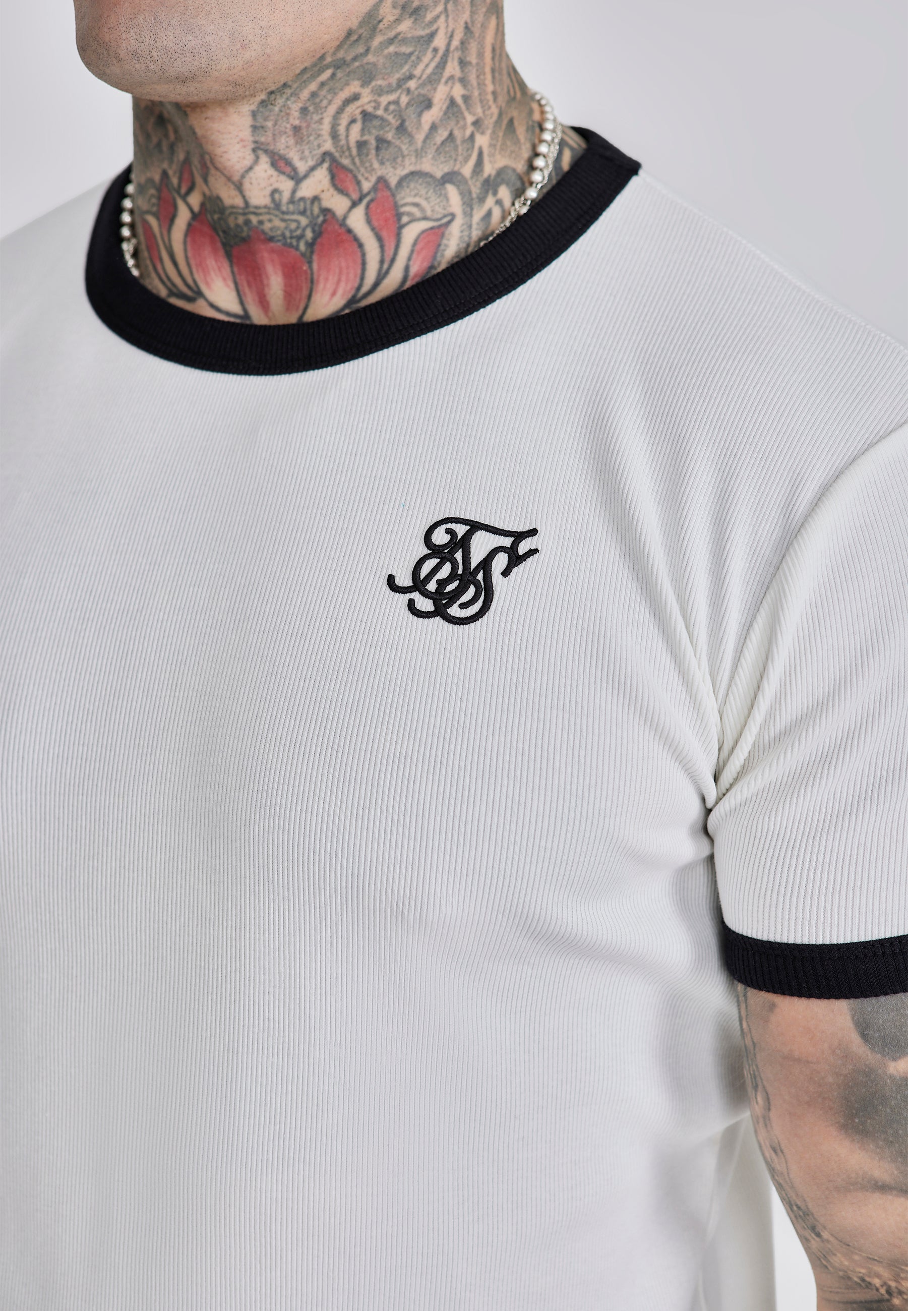 Maglietta a coste Ringer in ecru Magliette SikSilk