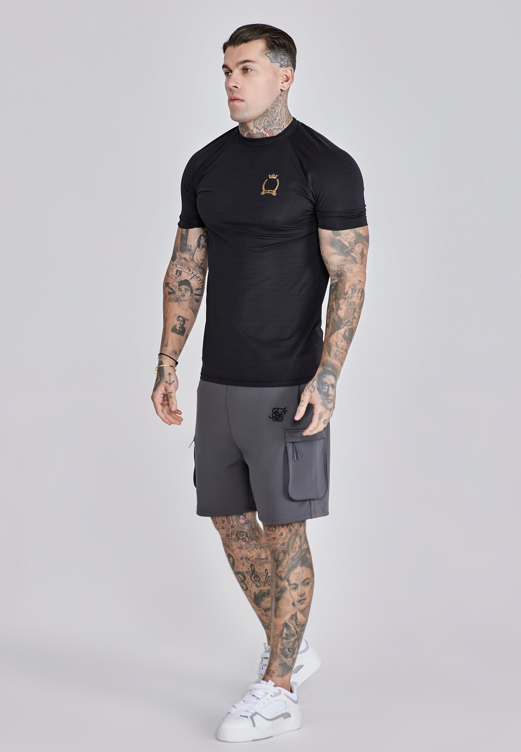 Maglietta Crest Tech in nero Magliette SikSilk
