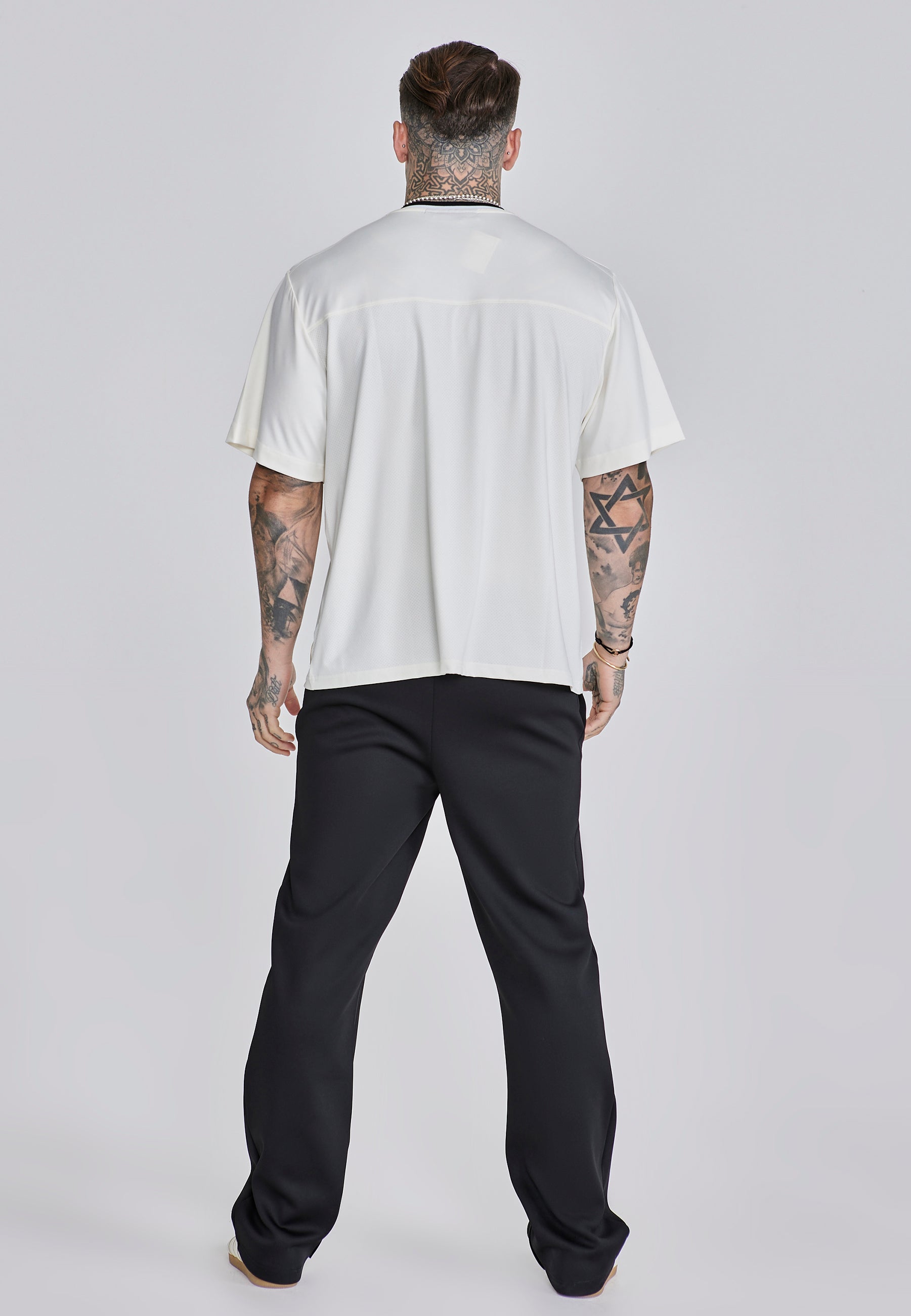 T-shirt sportiva in ecru T-shirt SikSilk