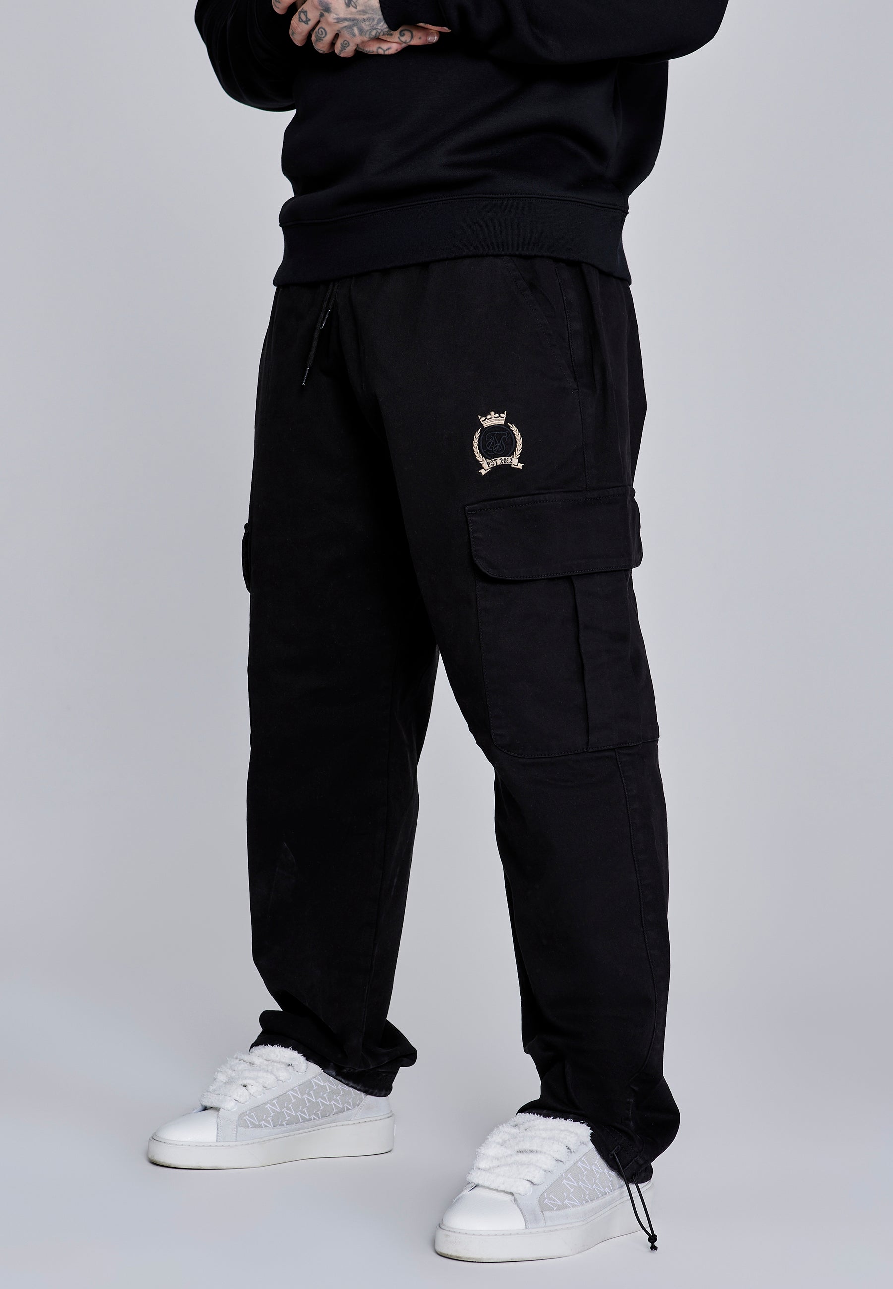 Pantaloni neri Cargos loose fit SikSilk