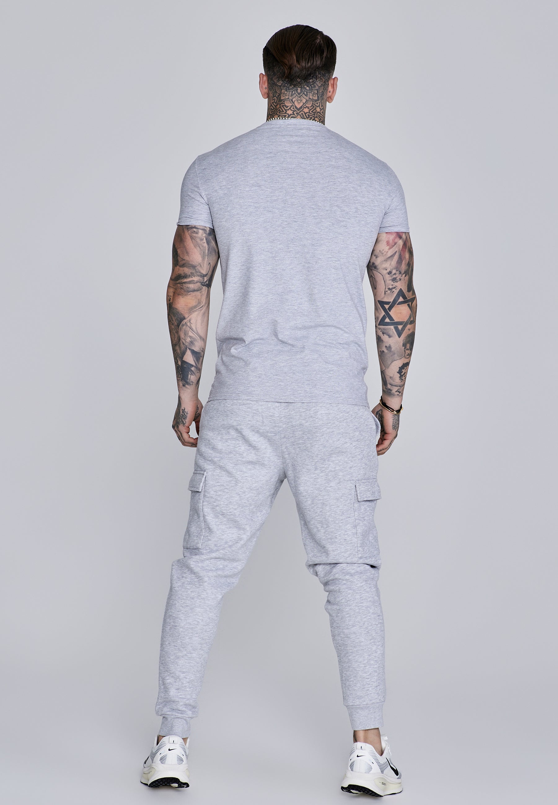 Maglietta Essentials in grigio marna Magliette SikSilk
