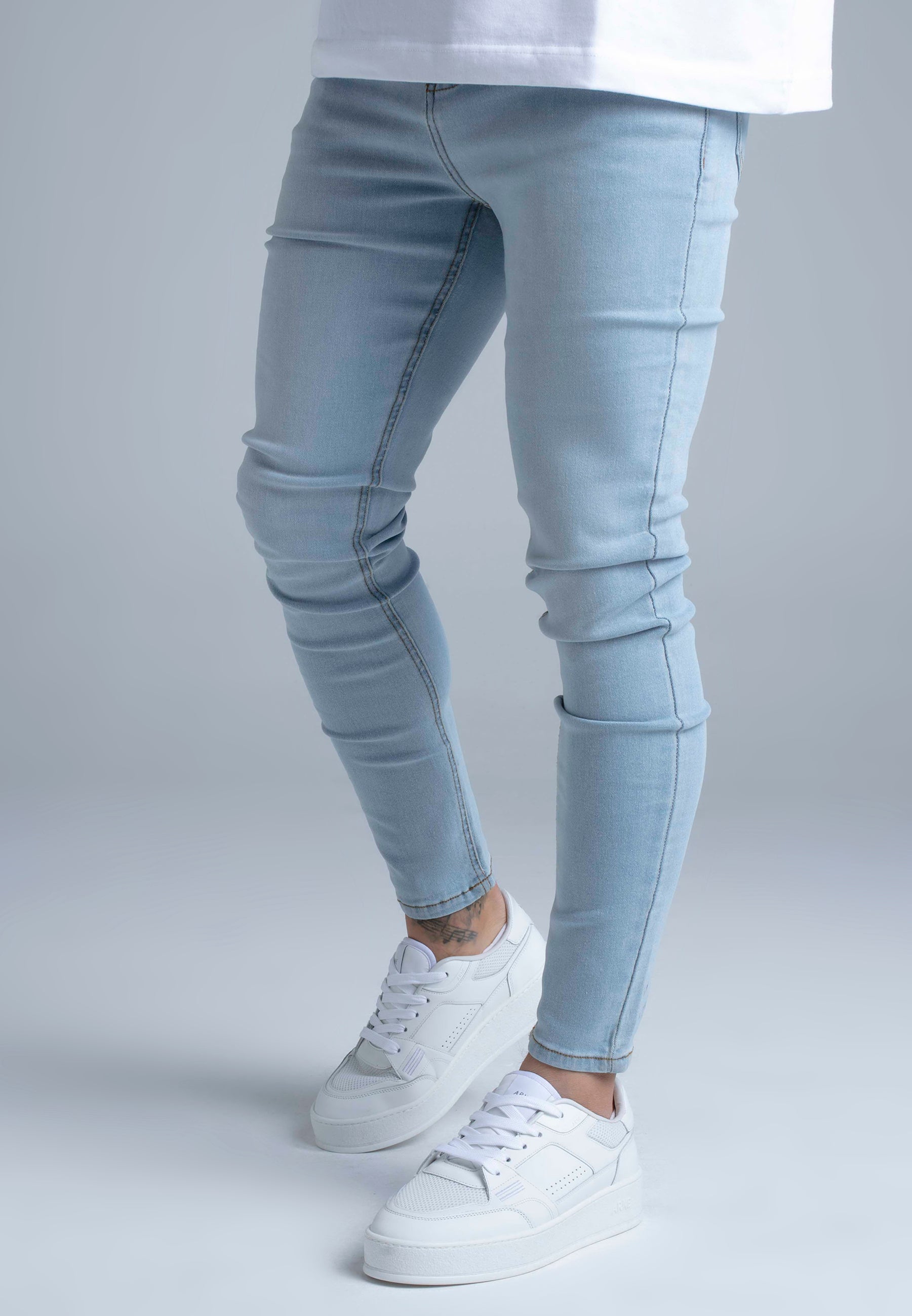 Jeans skinny in blu chiaro lavato