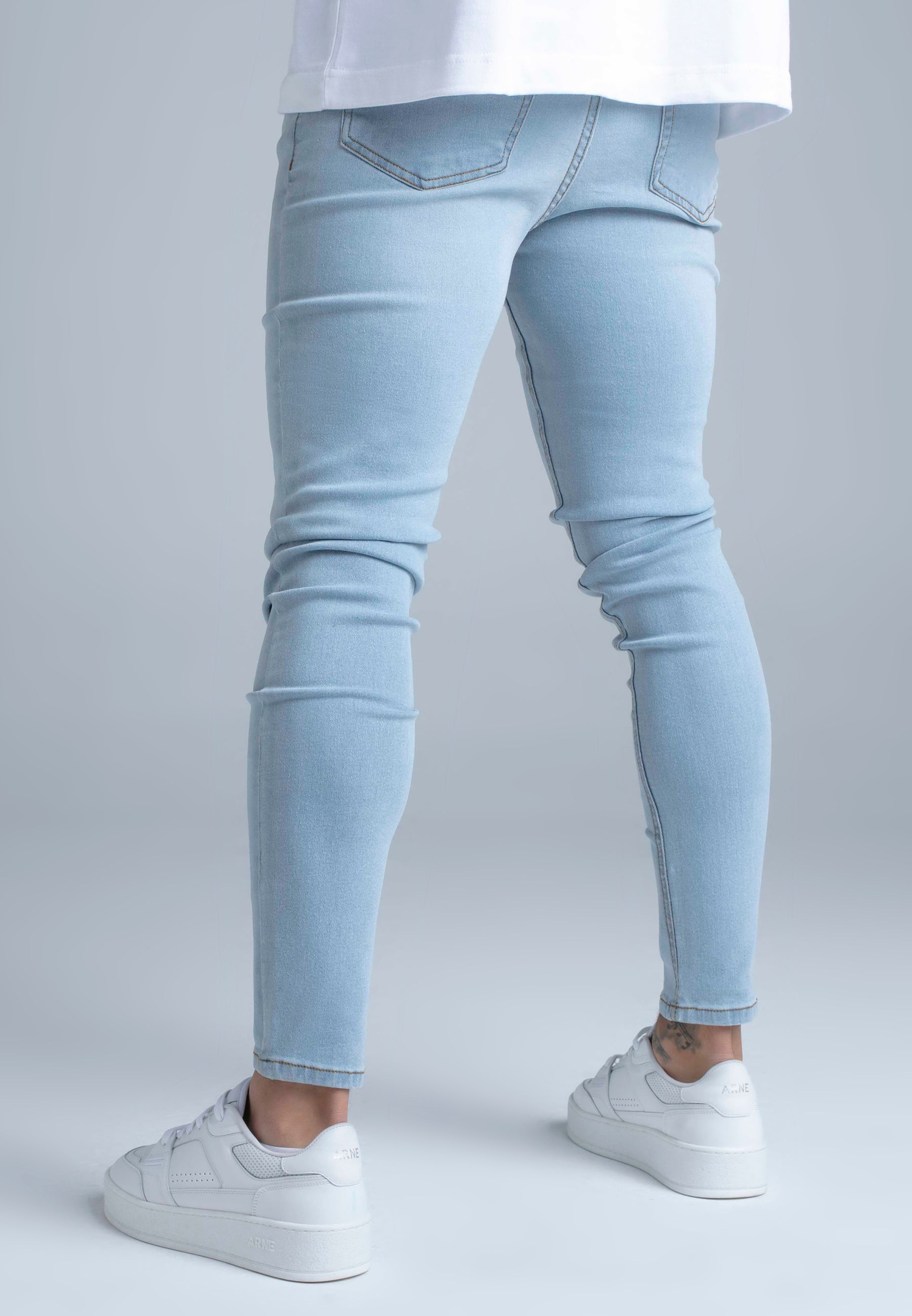 Jeans skinny in blu chiaro lavato