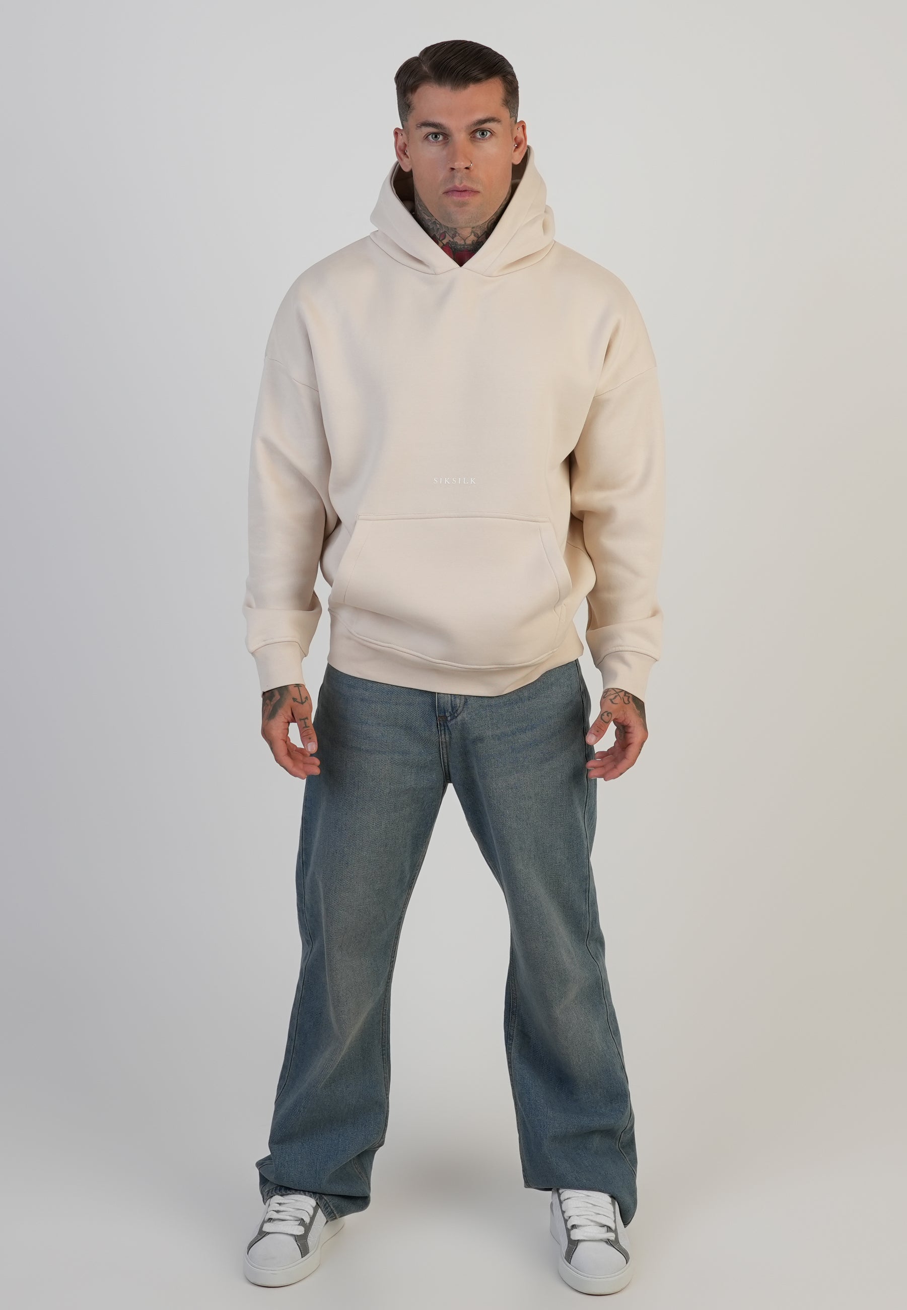 Felpa con cappuccio grafica in ecru Felpa con cappuccio SikSilk
